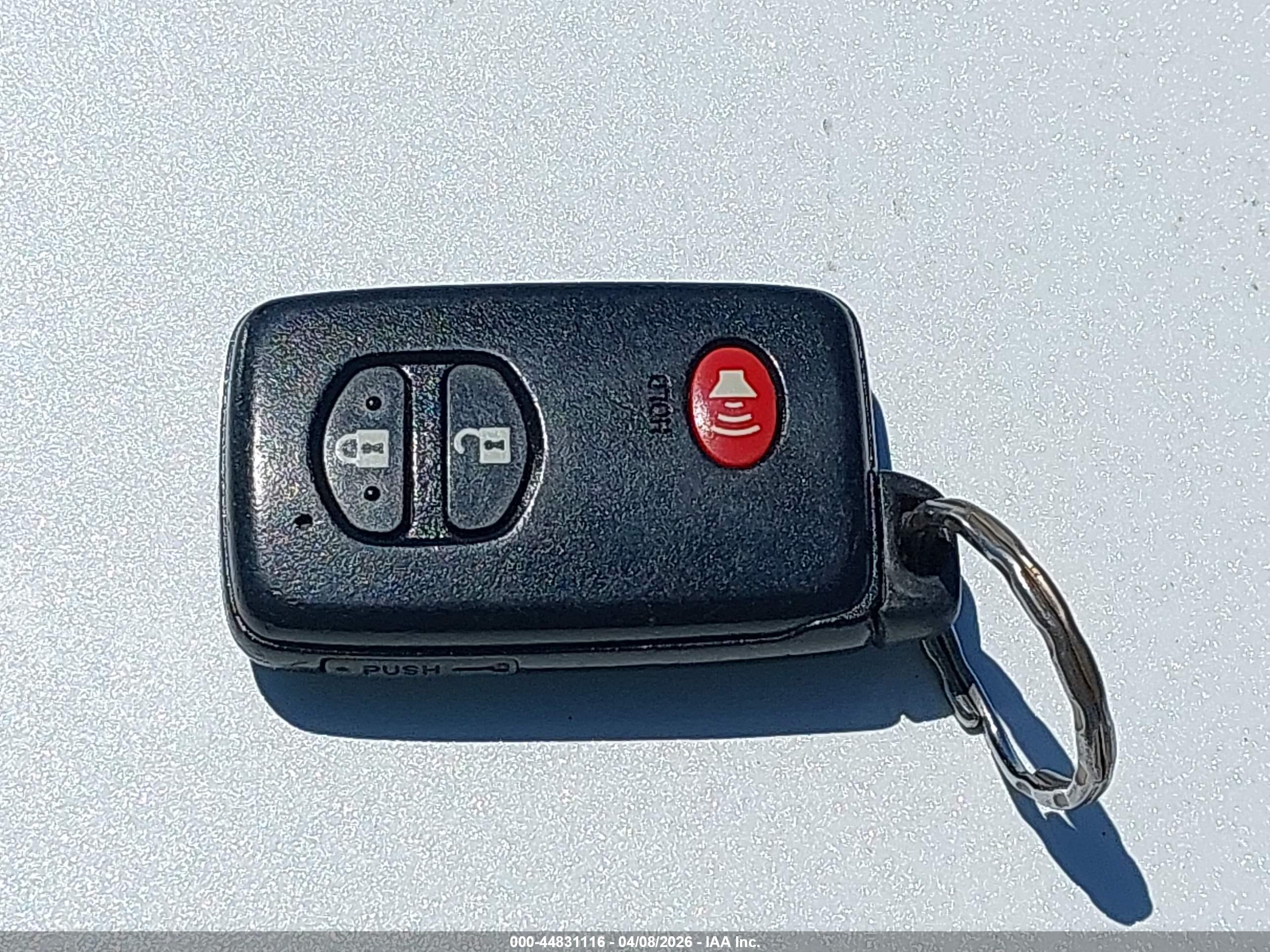TOYOTA PRIUS image 11