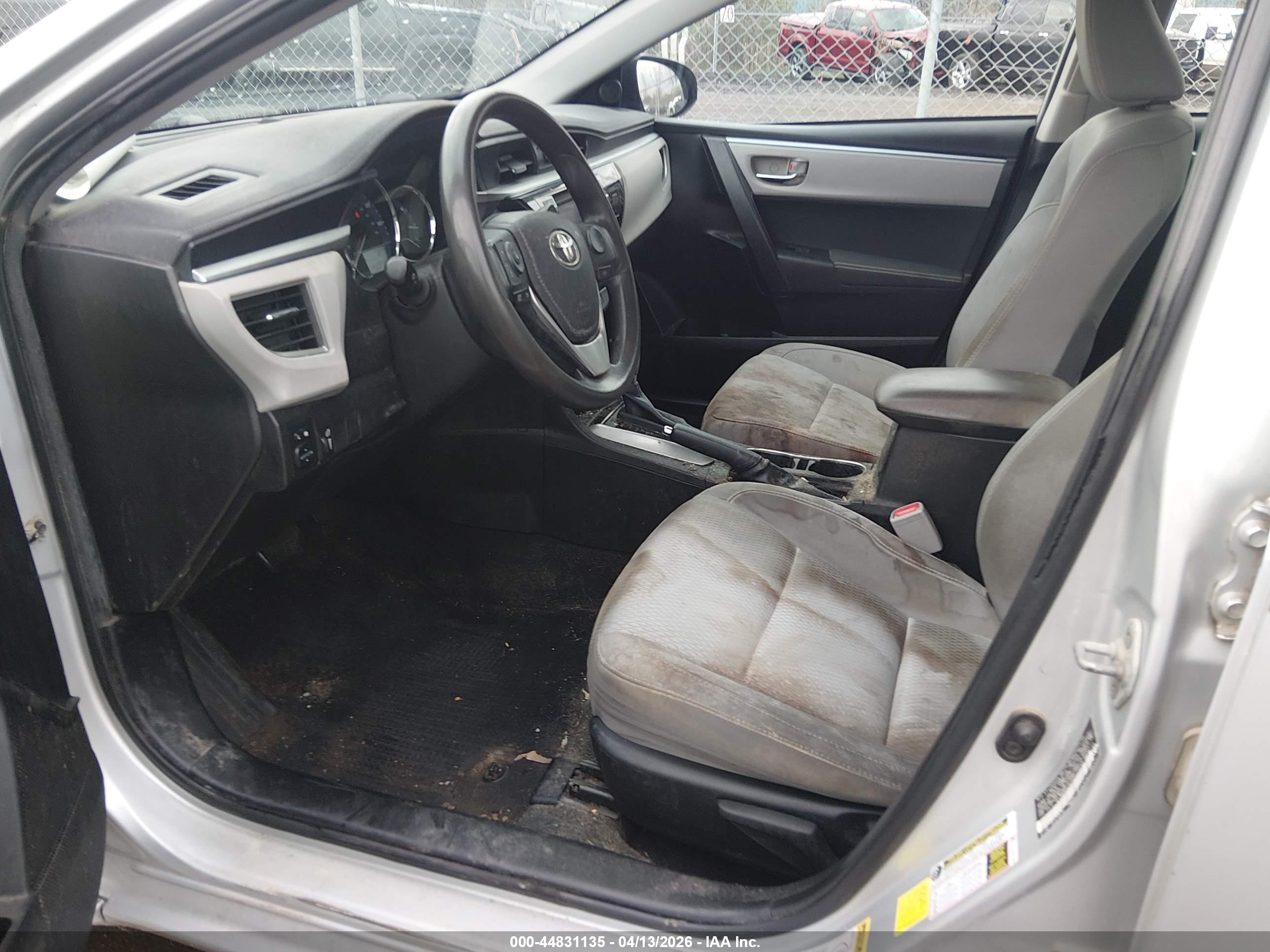 TOYOTA COROLLA image 6