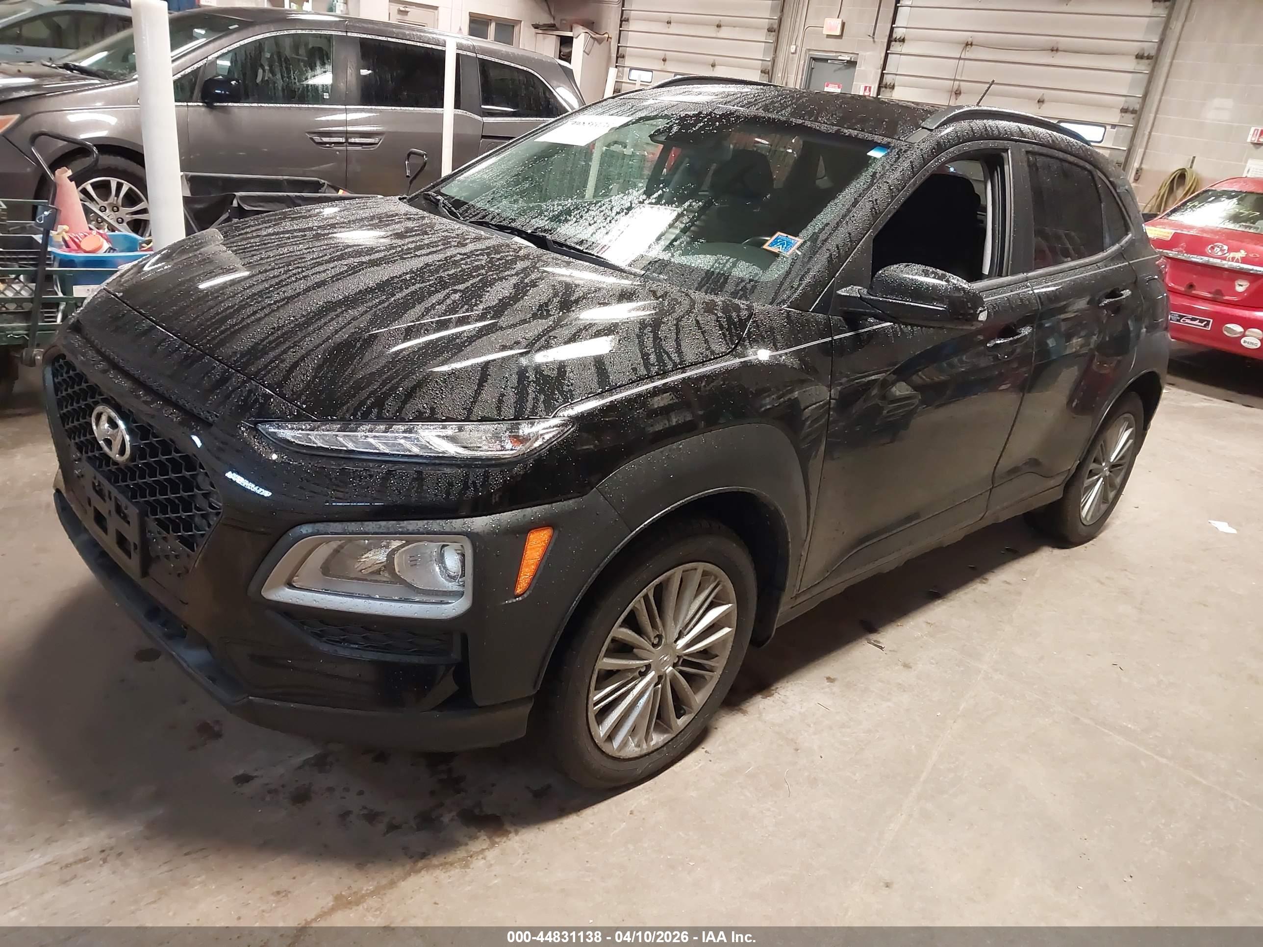 HYUNDAI KONA image 2