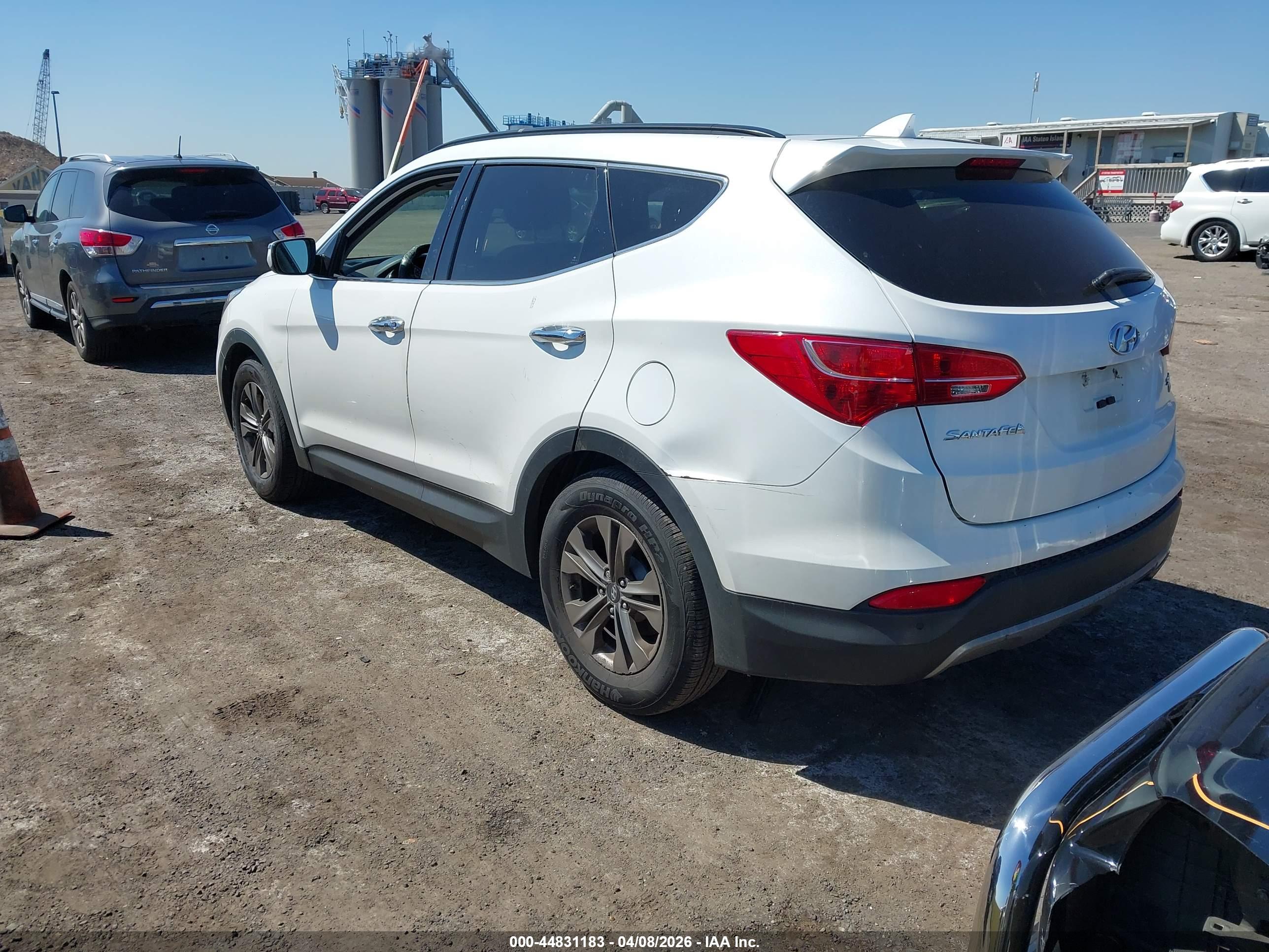 HYUNDAI SANTA image 3