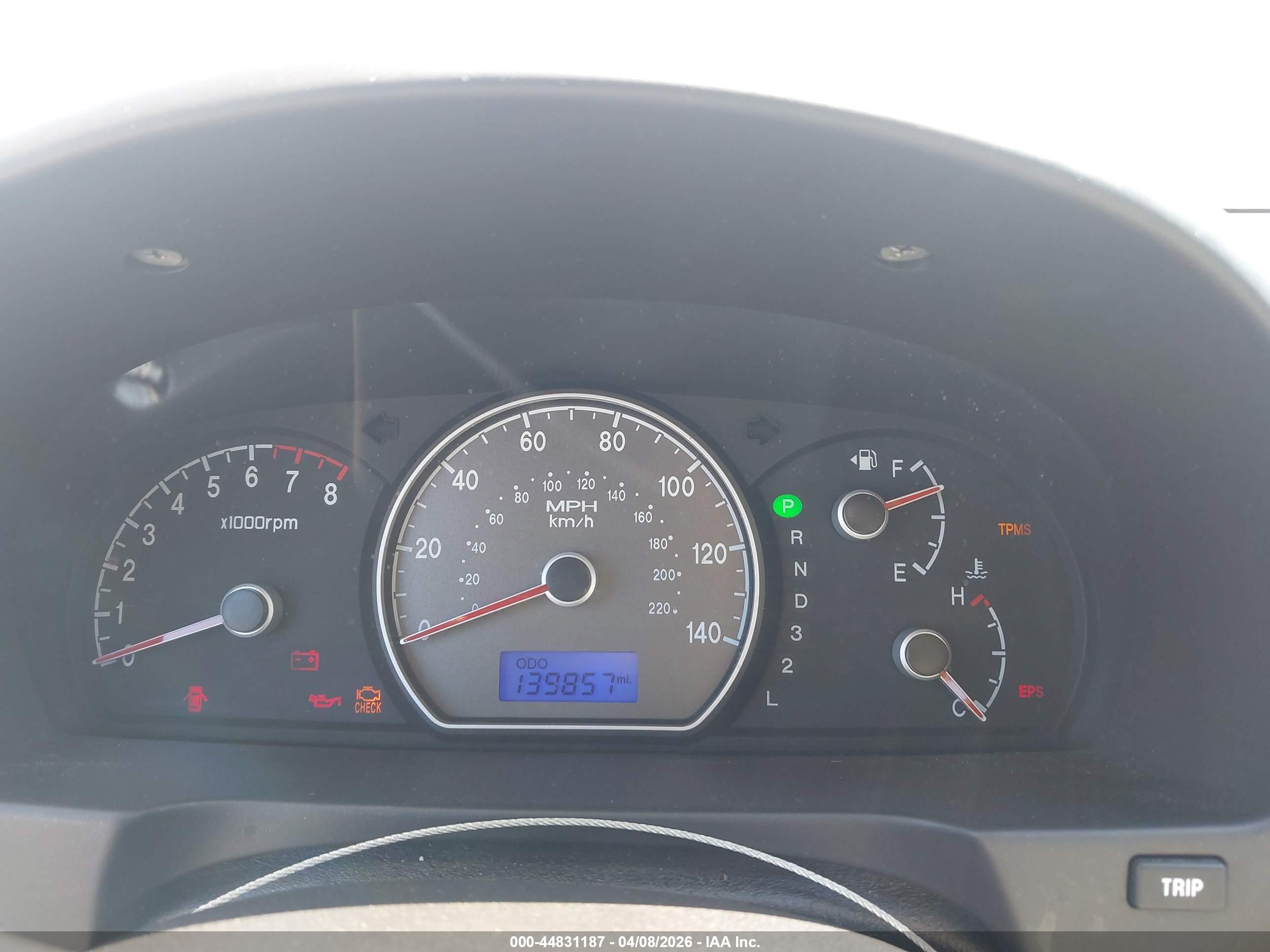 HYUNDAI ELANTRA image 7