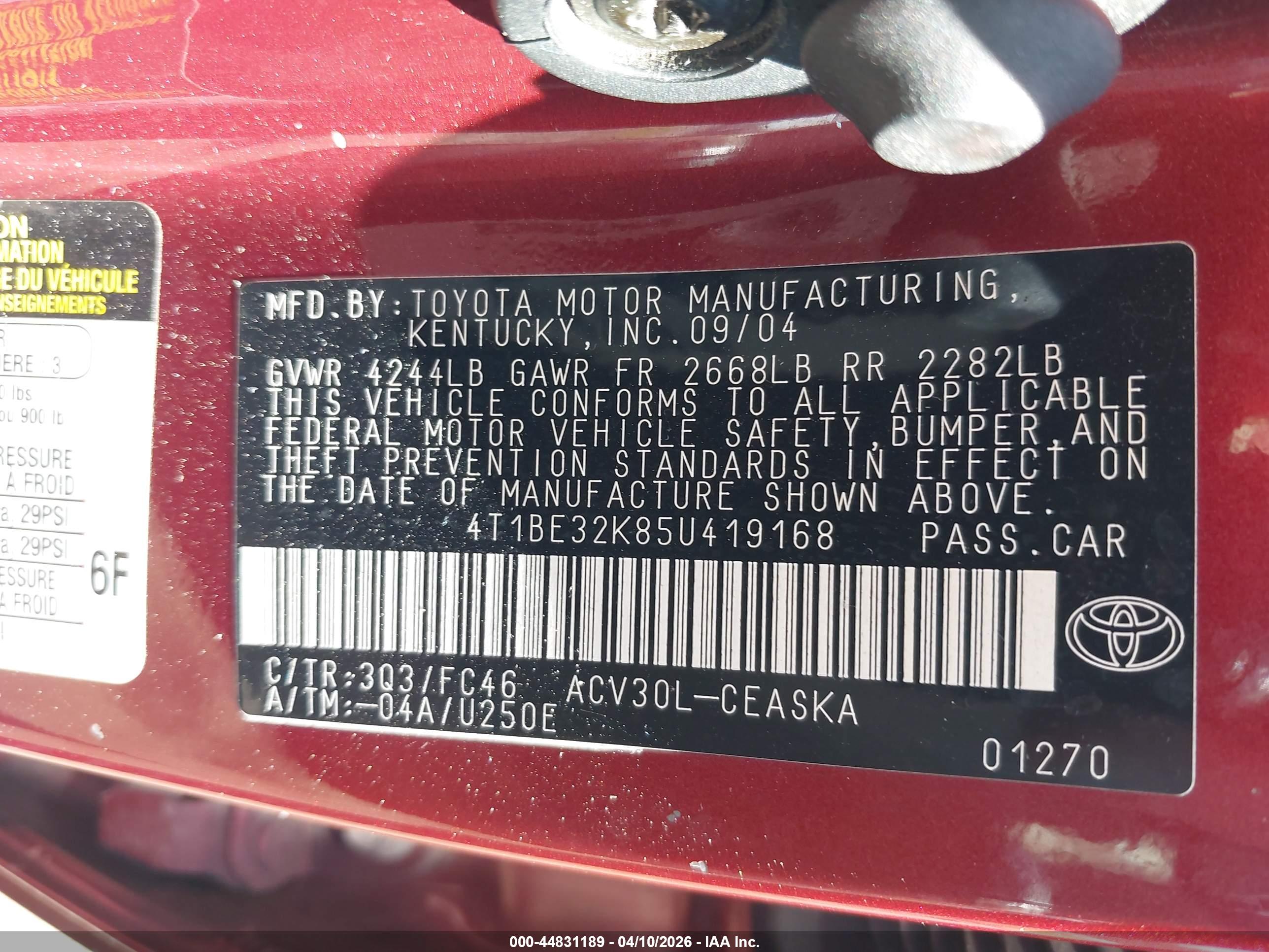 TOYOTA CAMRY image 9