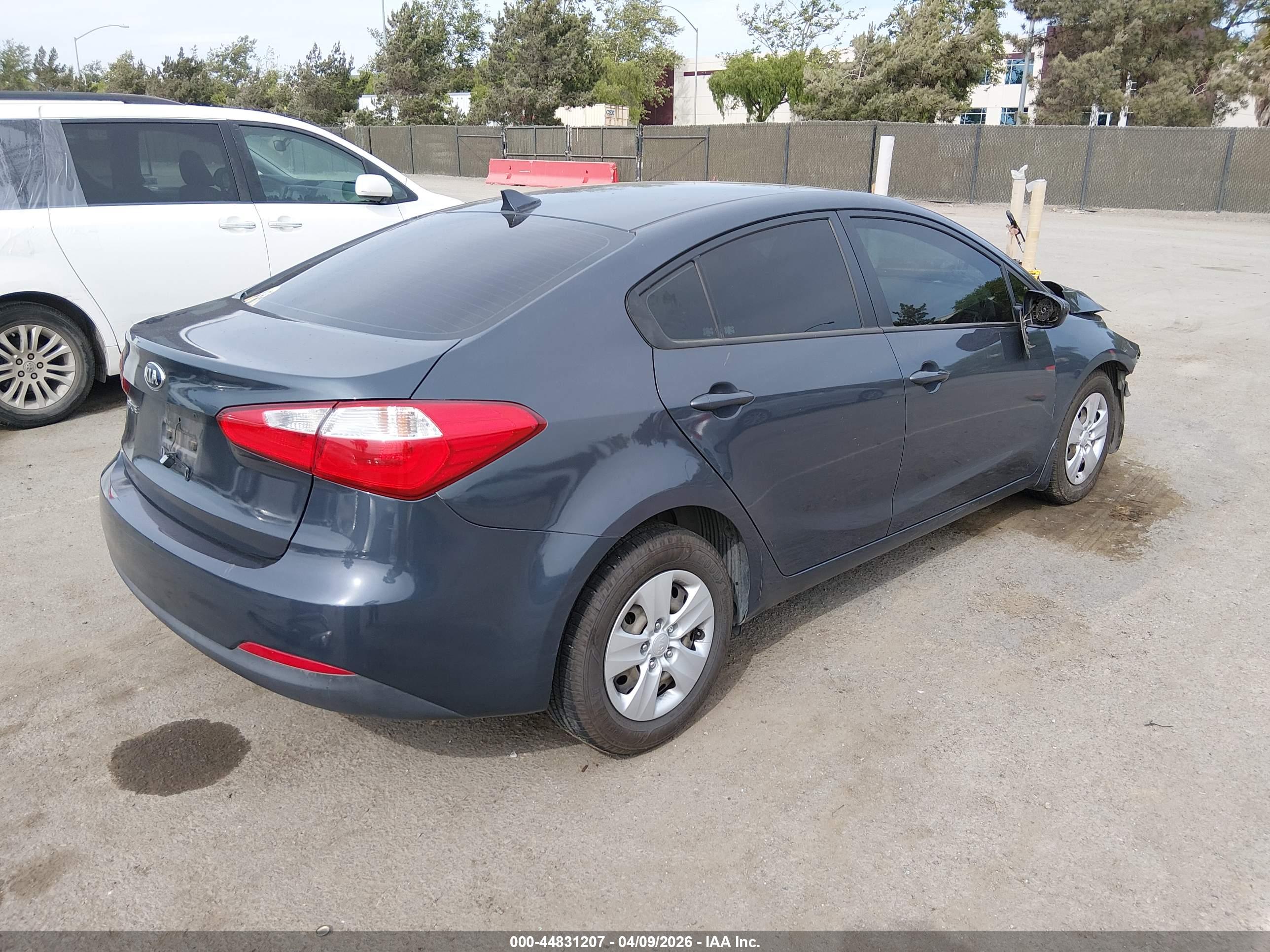 KIA FORTE image 4