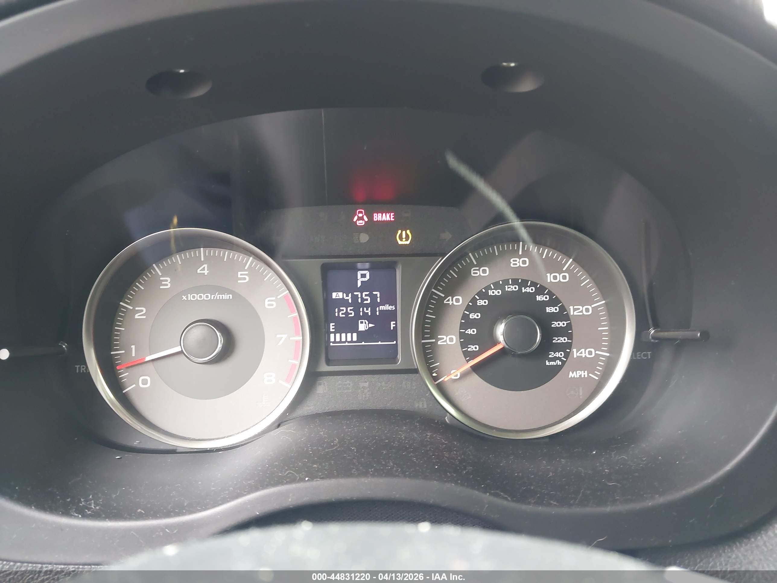 SUBARU FORESTER image 7