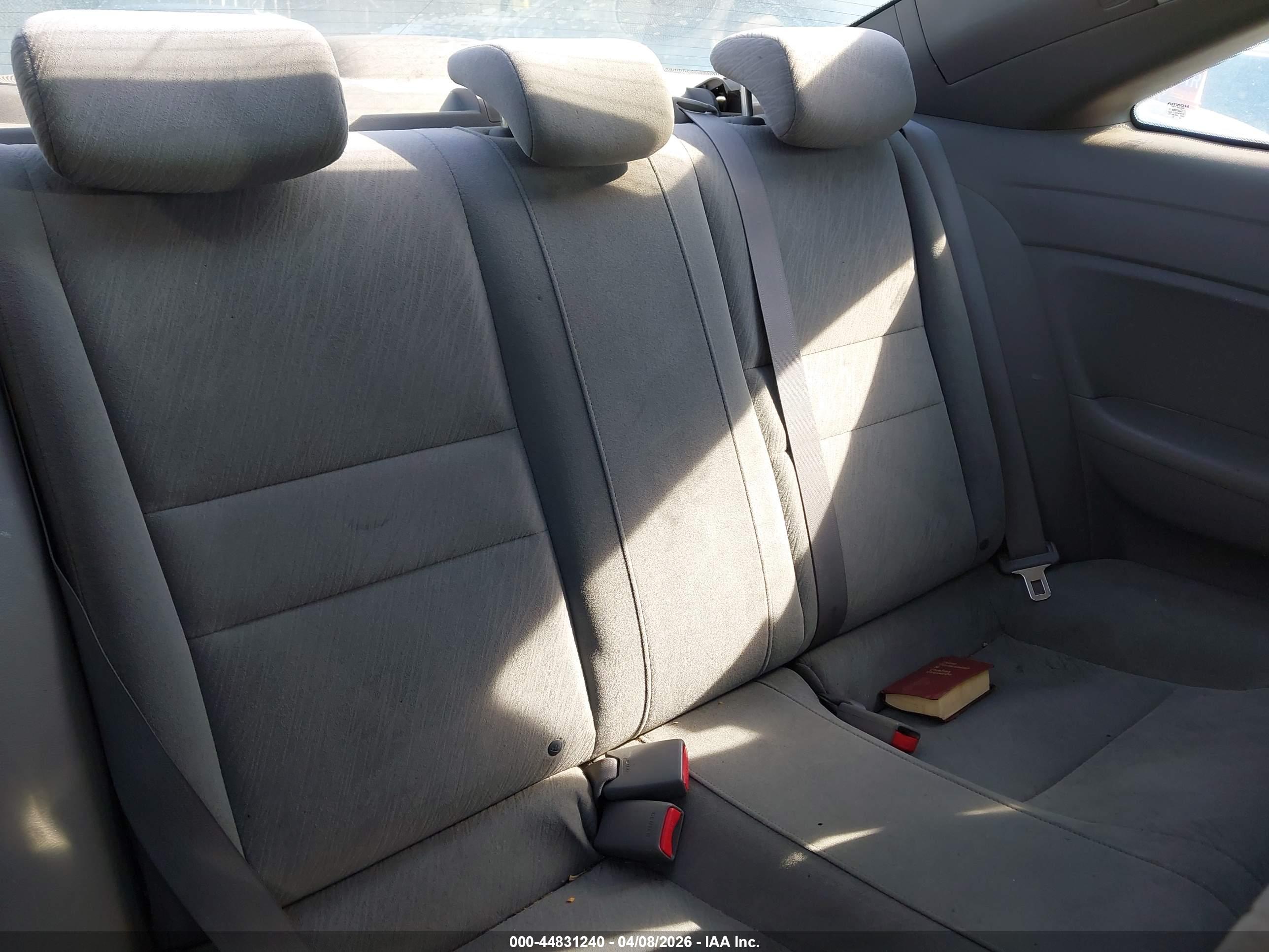HONDA CIVIC image 8