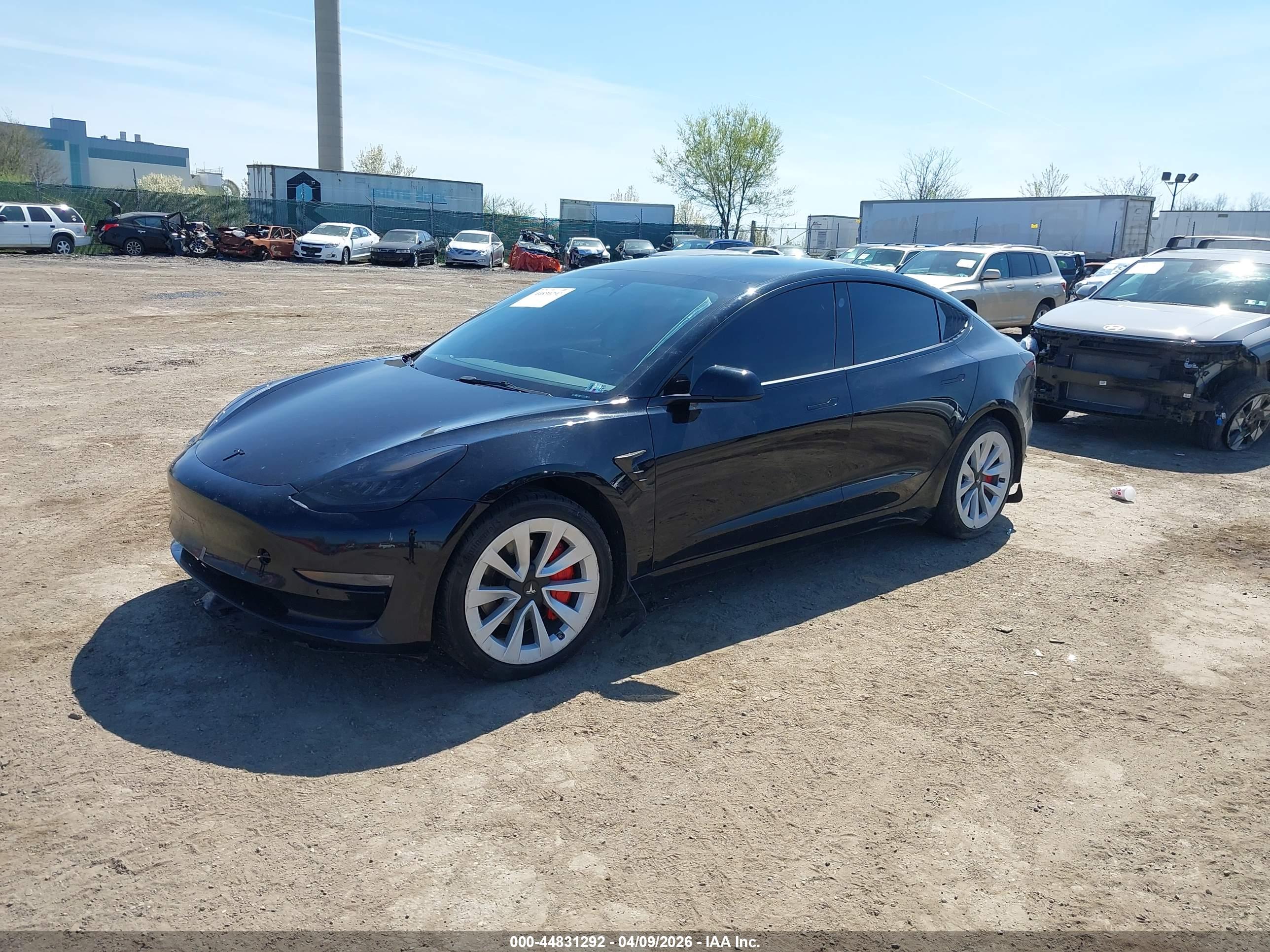 TESLA MODEL image 2