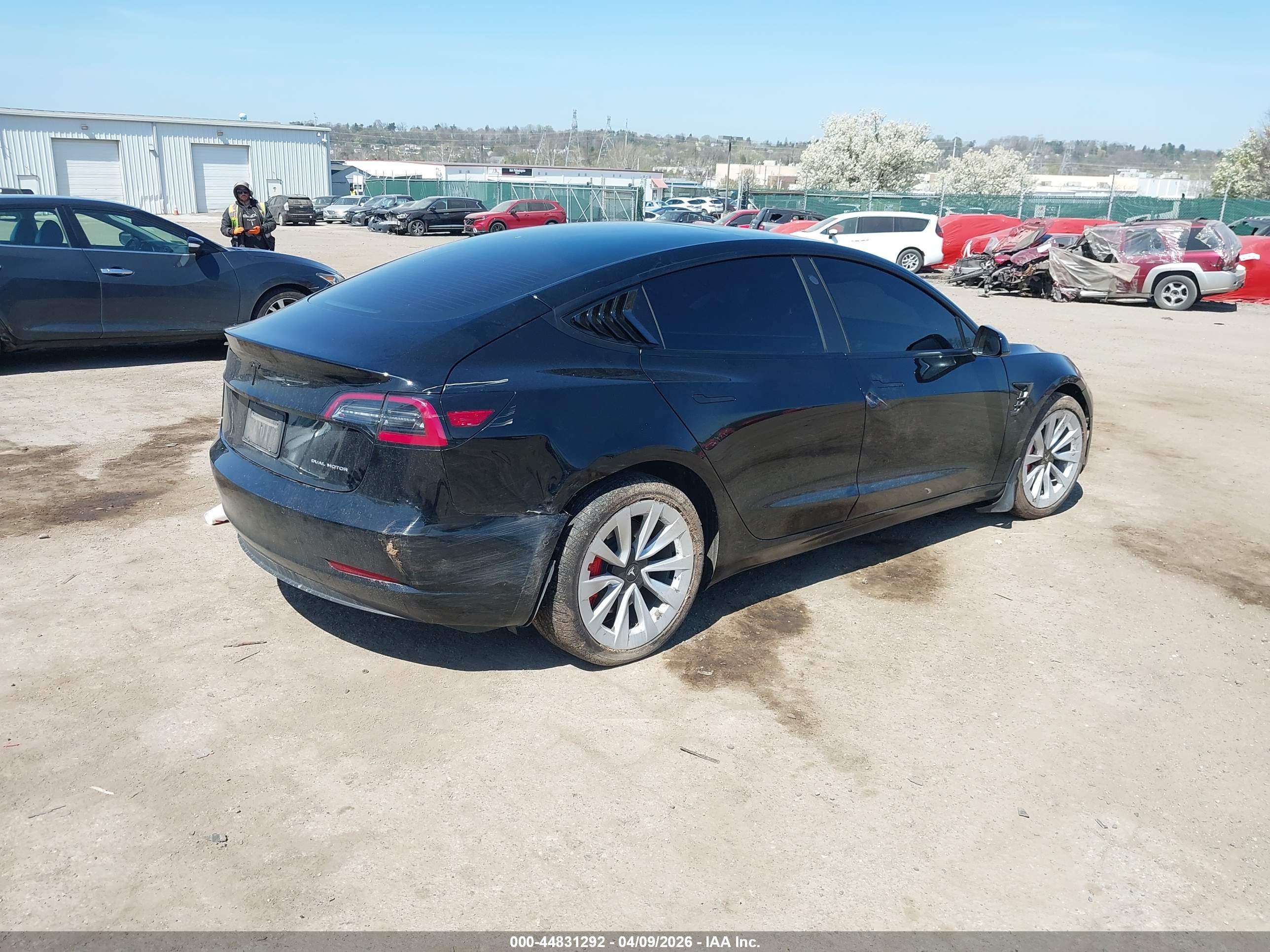TESLA MODEL image 4