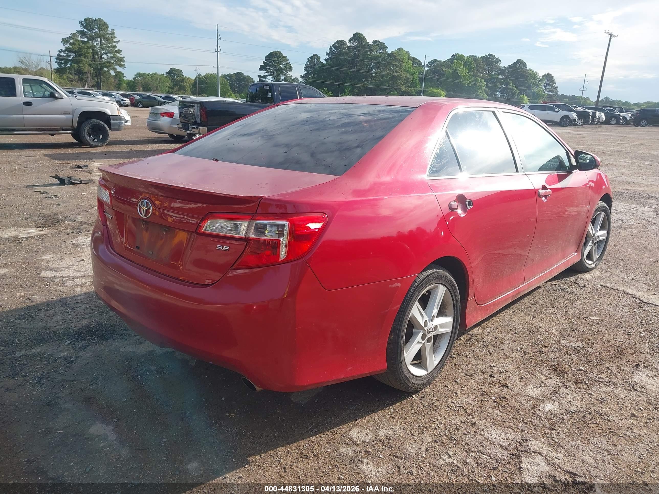 TOYOTA CAMRY image 4