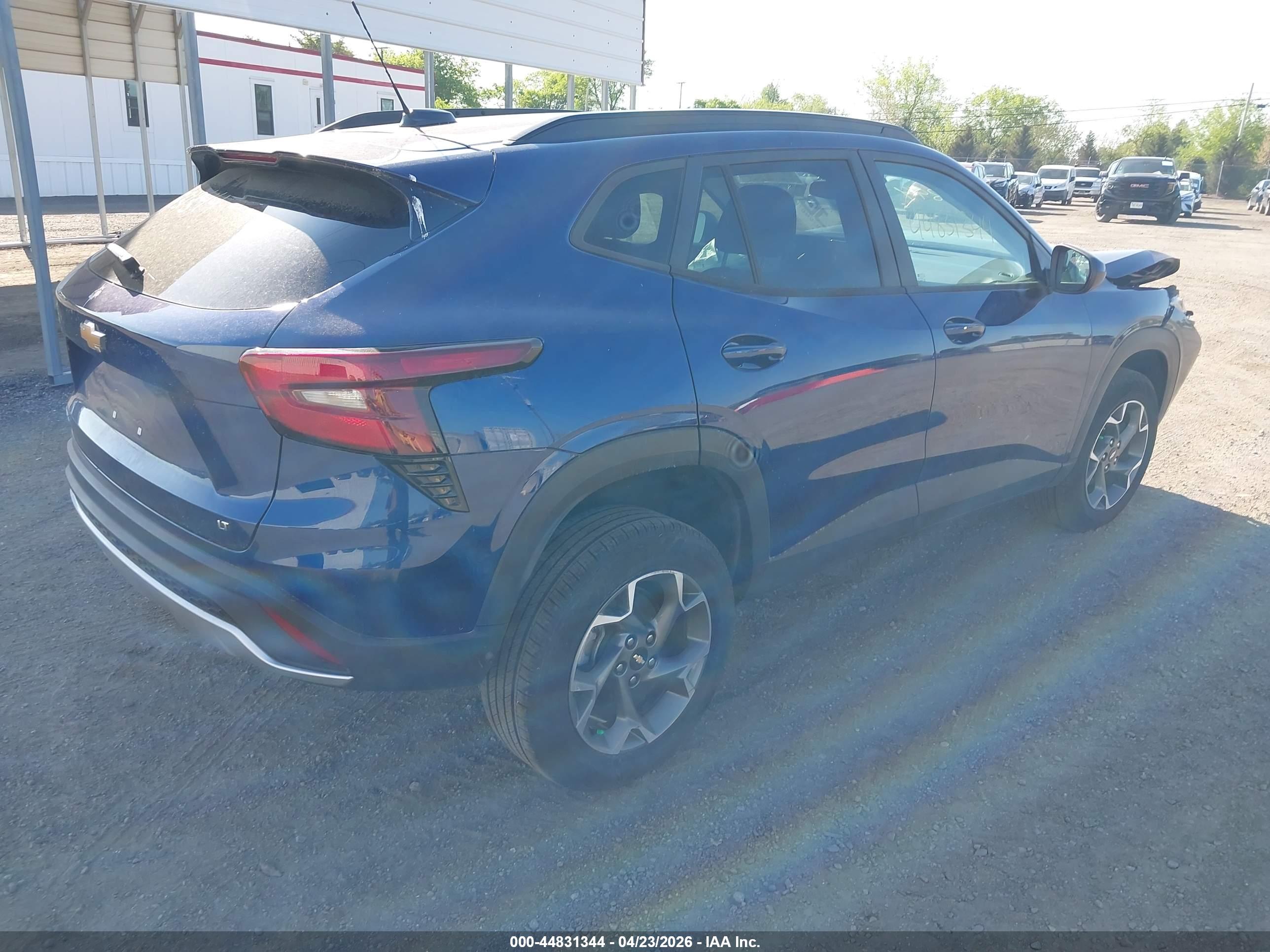 CHEVROLET TRAX image 4
