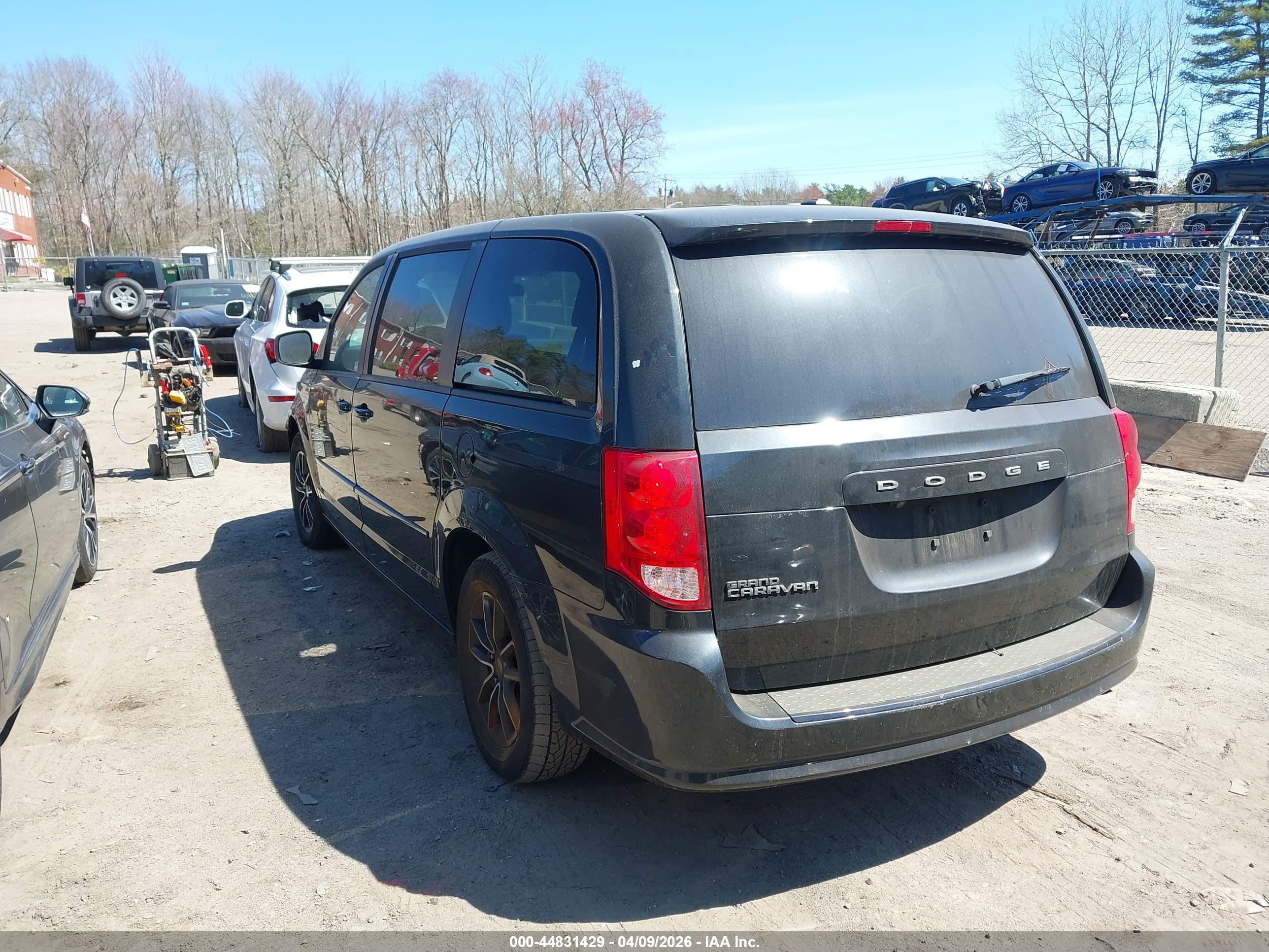 DODGE GRAND image 3