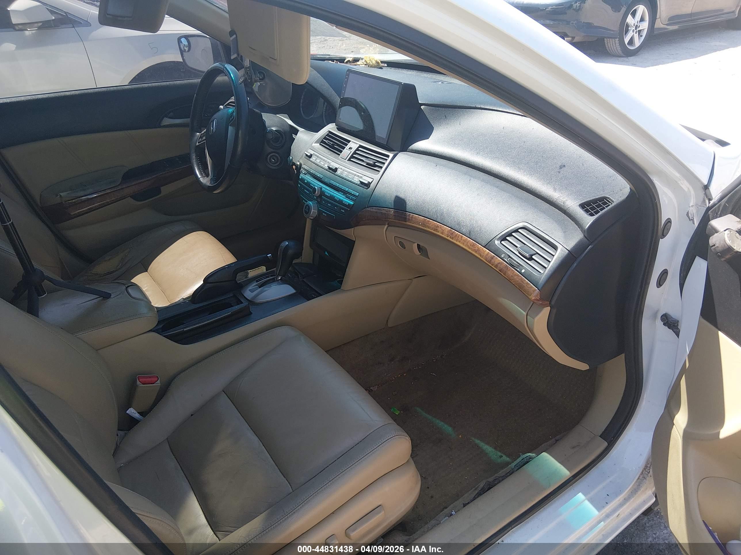 HONDA ACCORD image 5