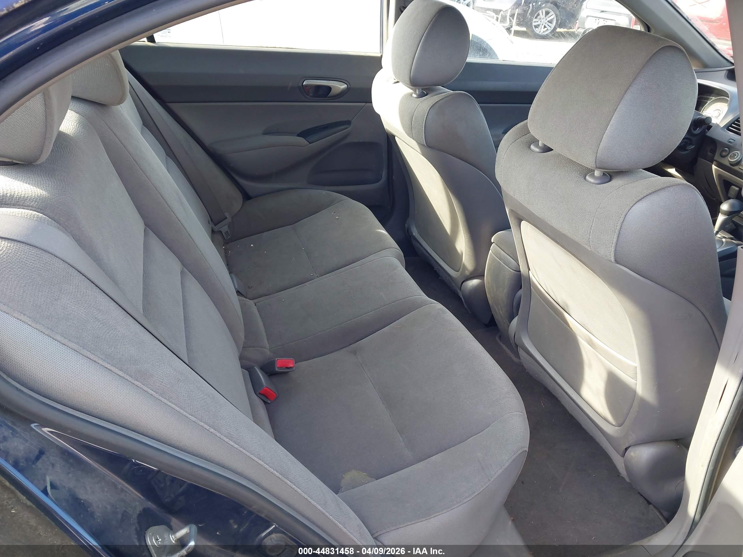 HONDA CIVIC image 8