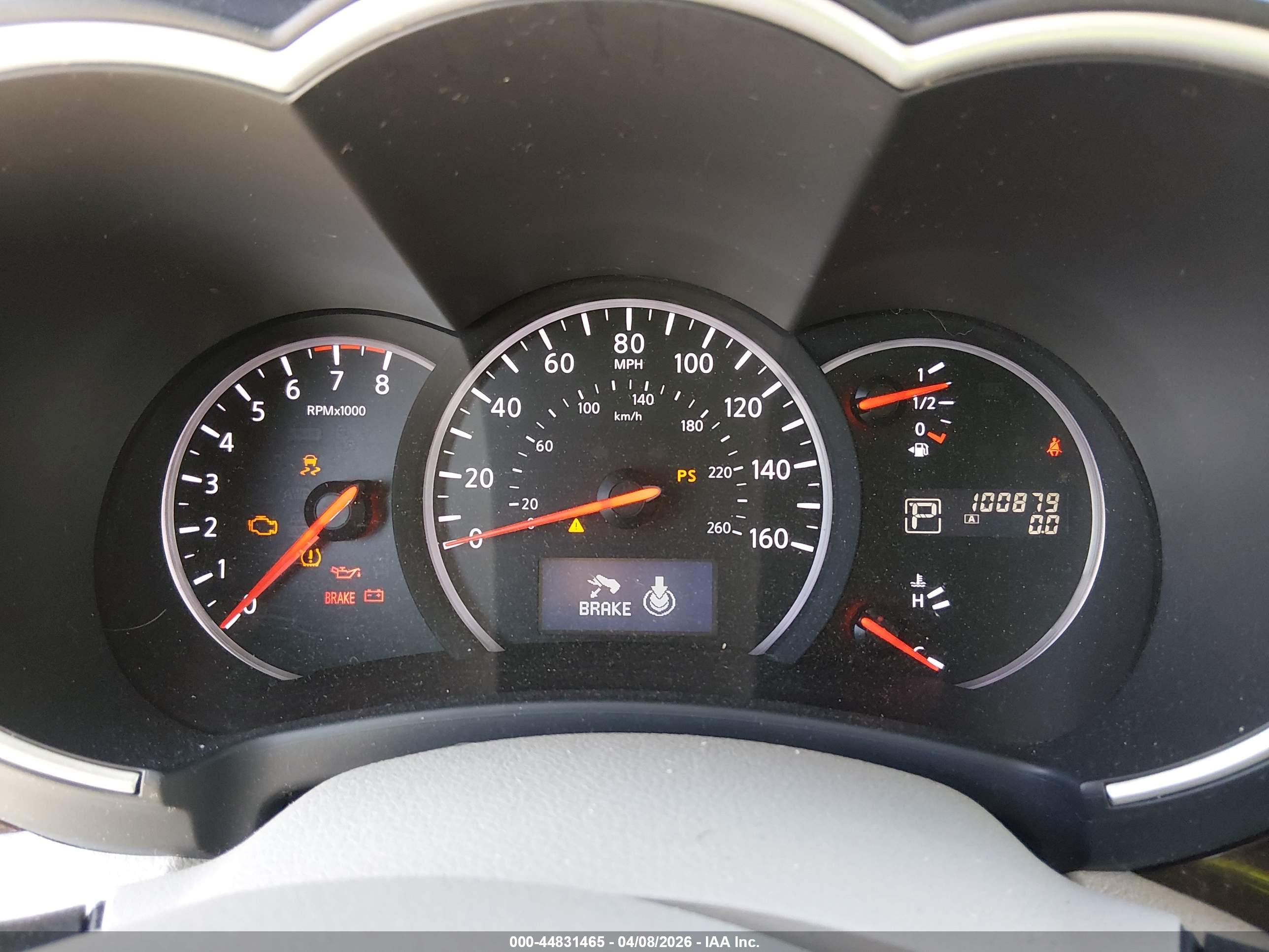 NISSAN QUEST image 7