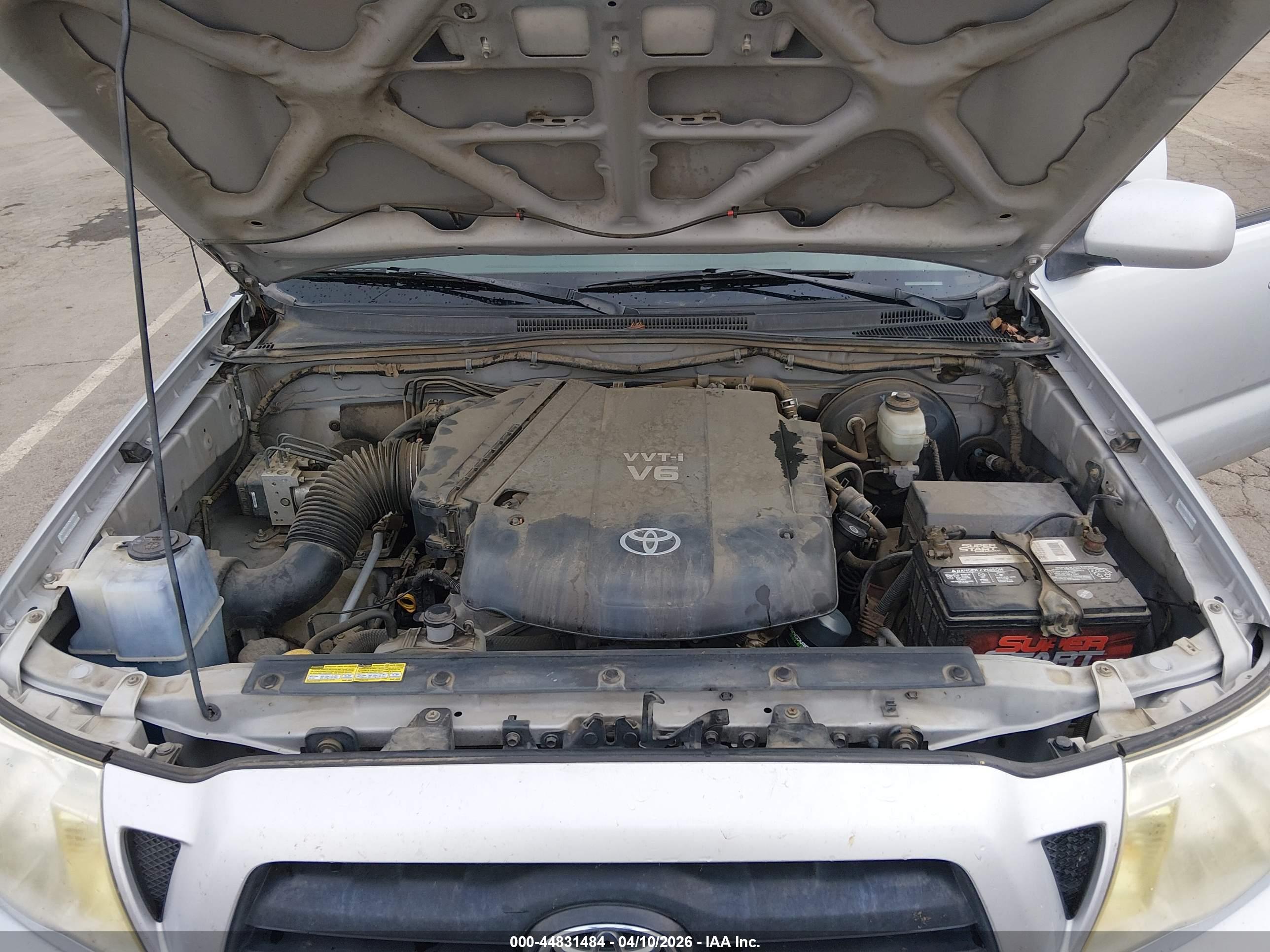 TOYOTA TACOMA image 10