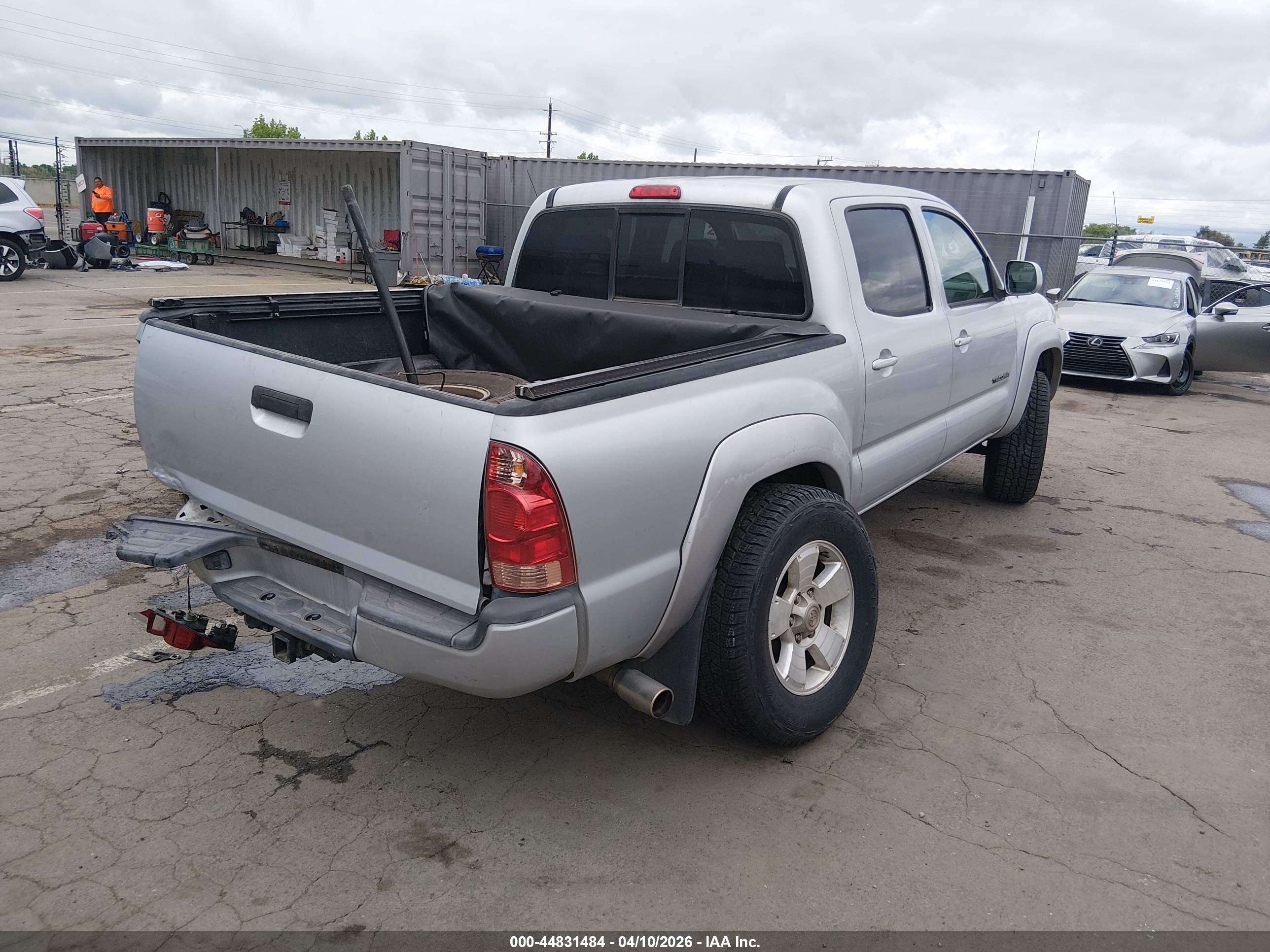 TOYOTA TACOMA image 4