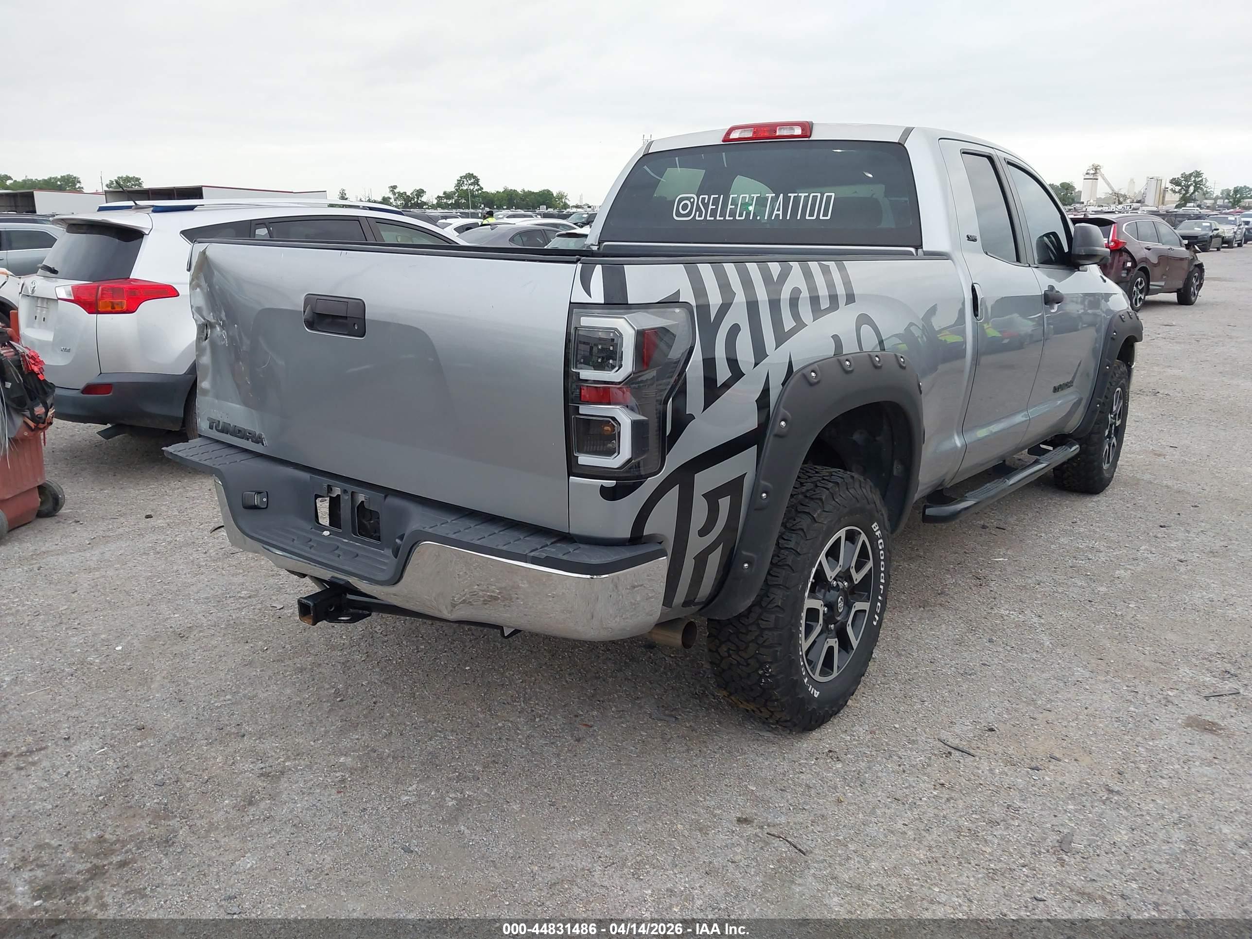 TOYOTA TUNDRA image 4