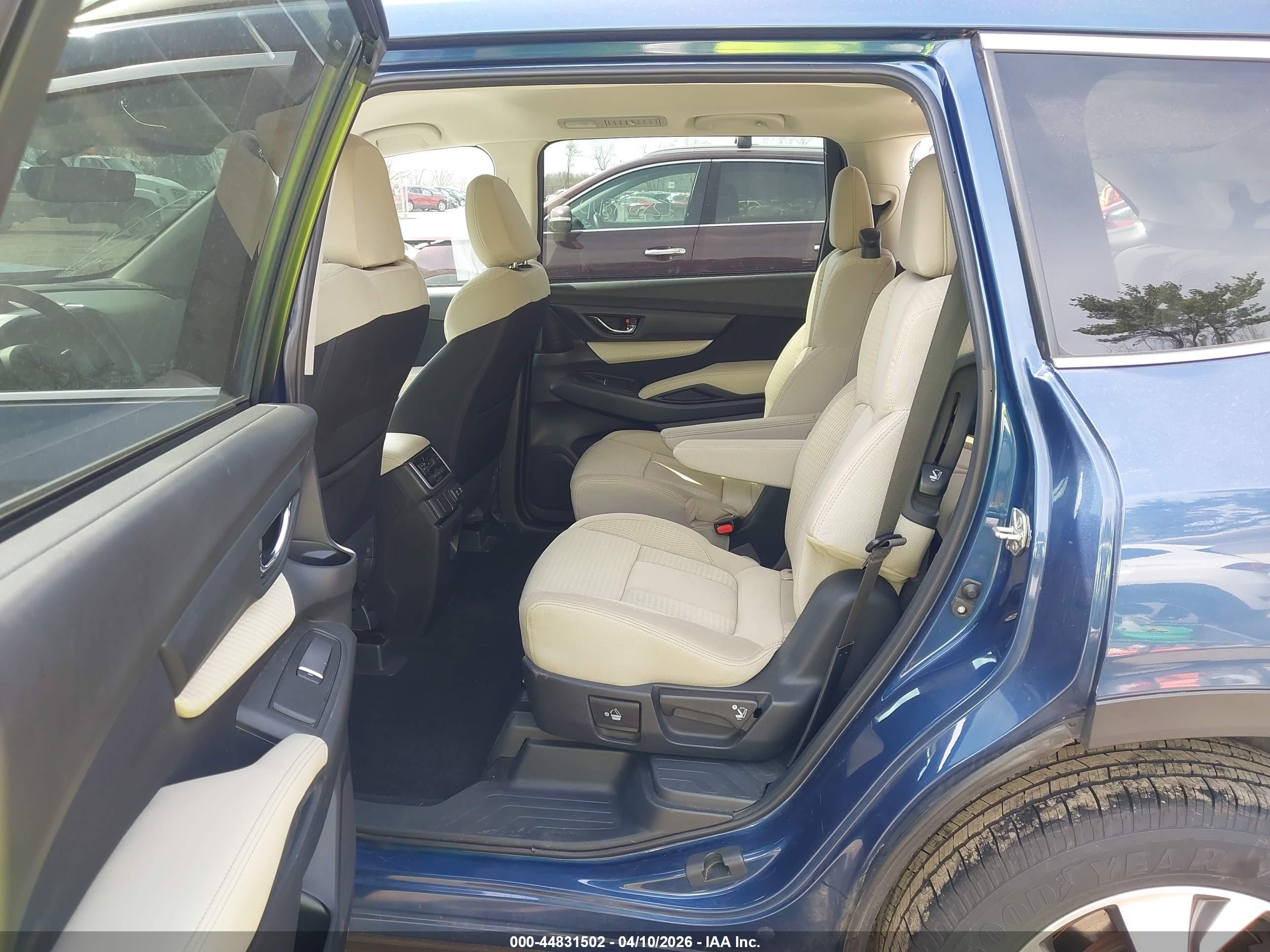 SUBARU ASCENT image 8