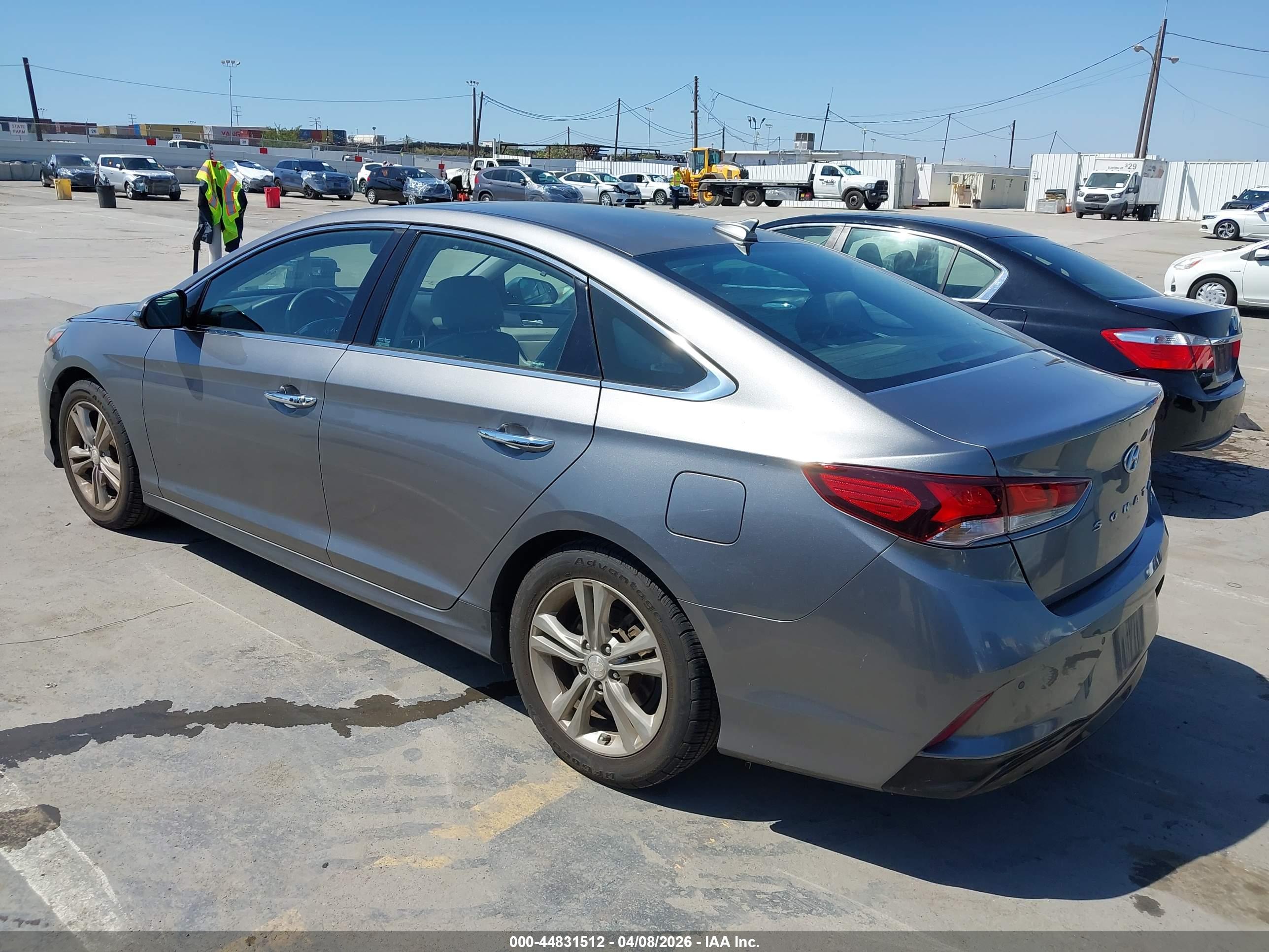 HYUNDAI SONATA image 3