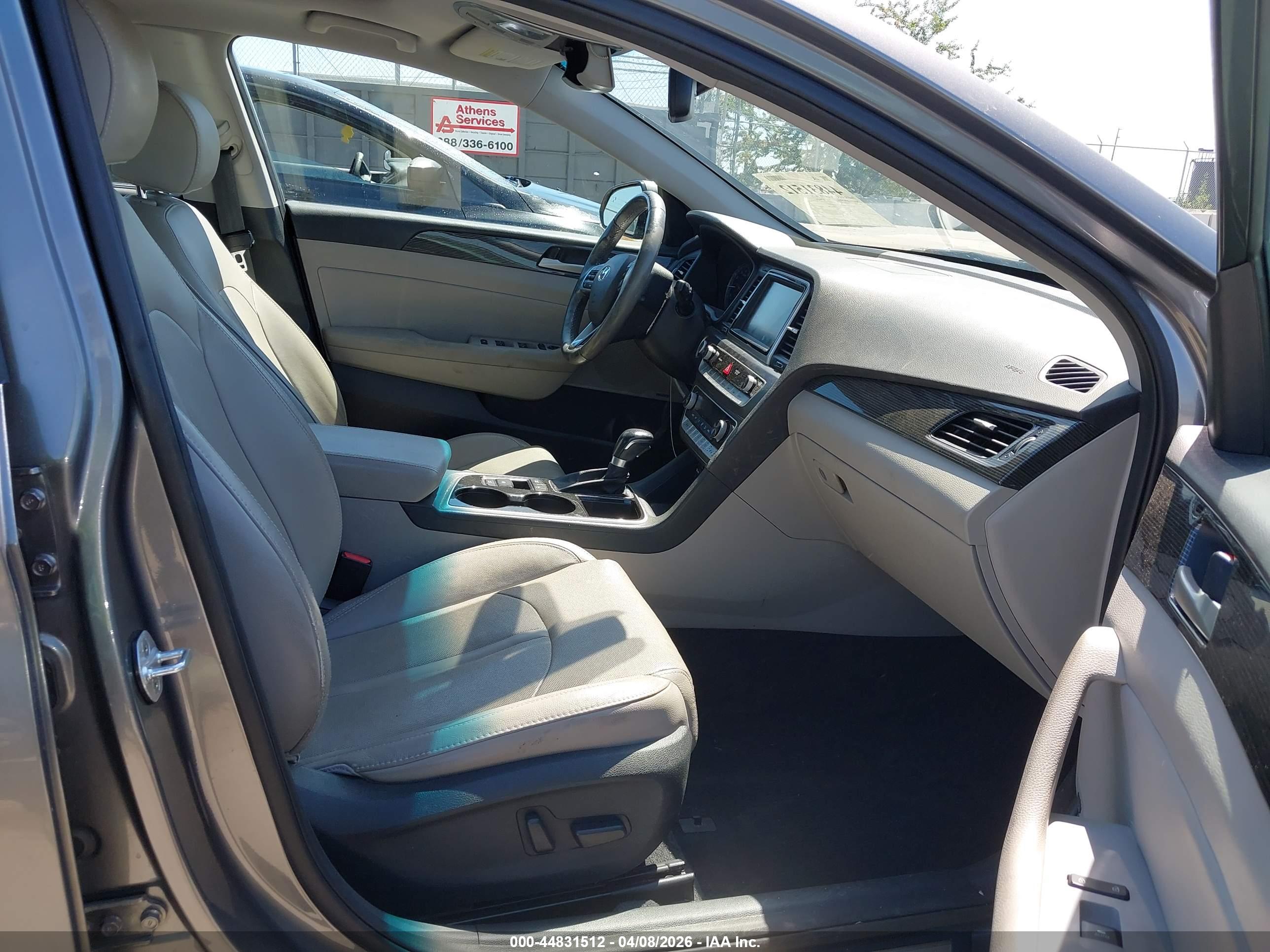 HYUNDAI SONATA image 5