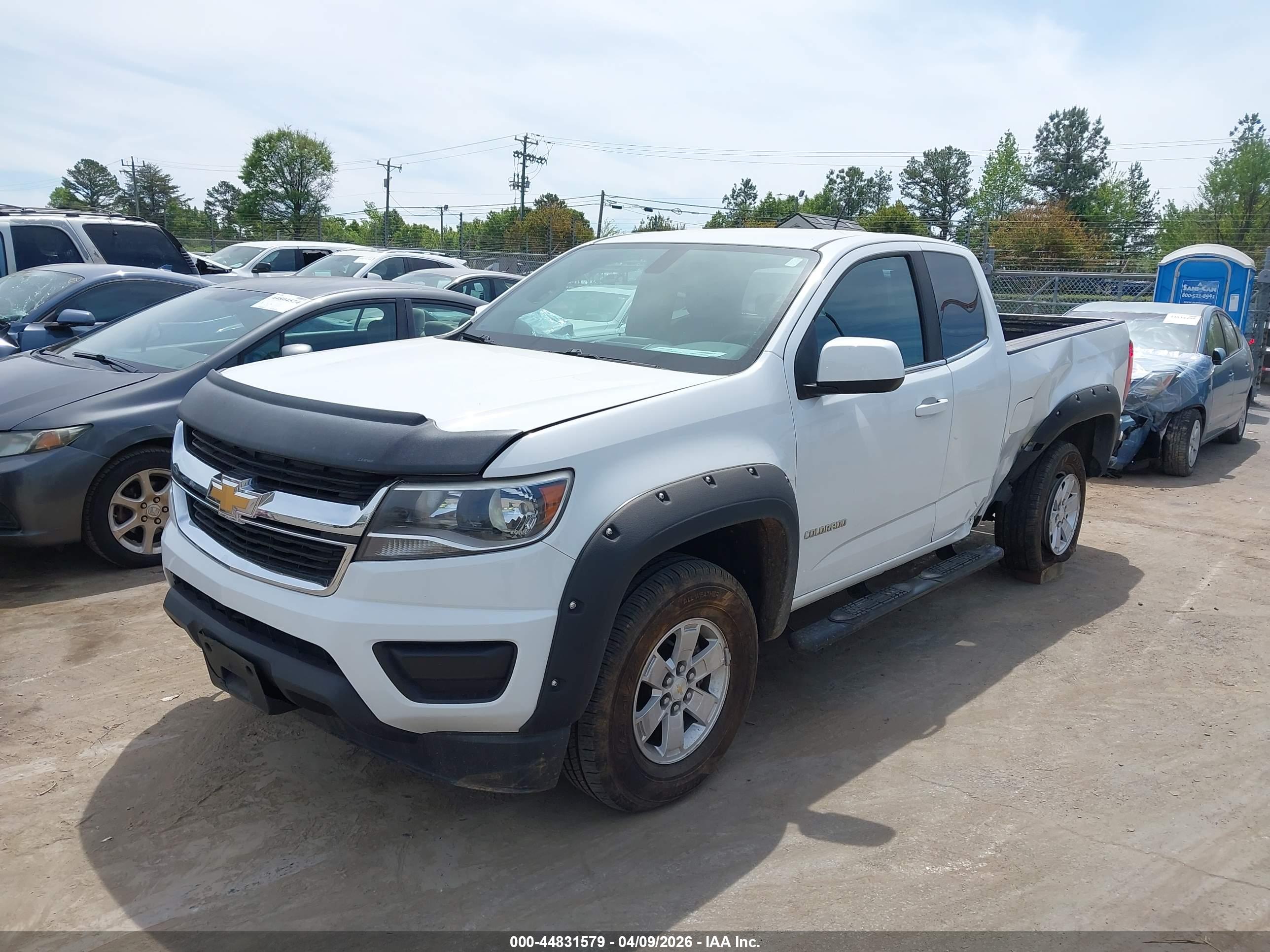 CHEVROLET COLORADO image 2