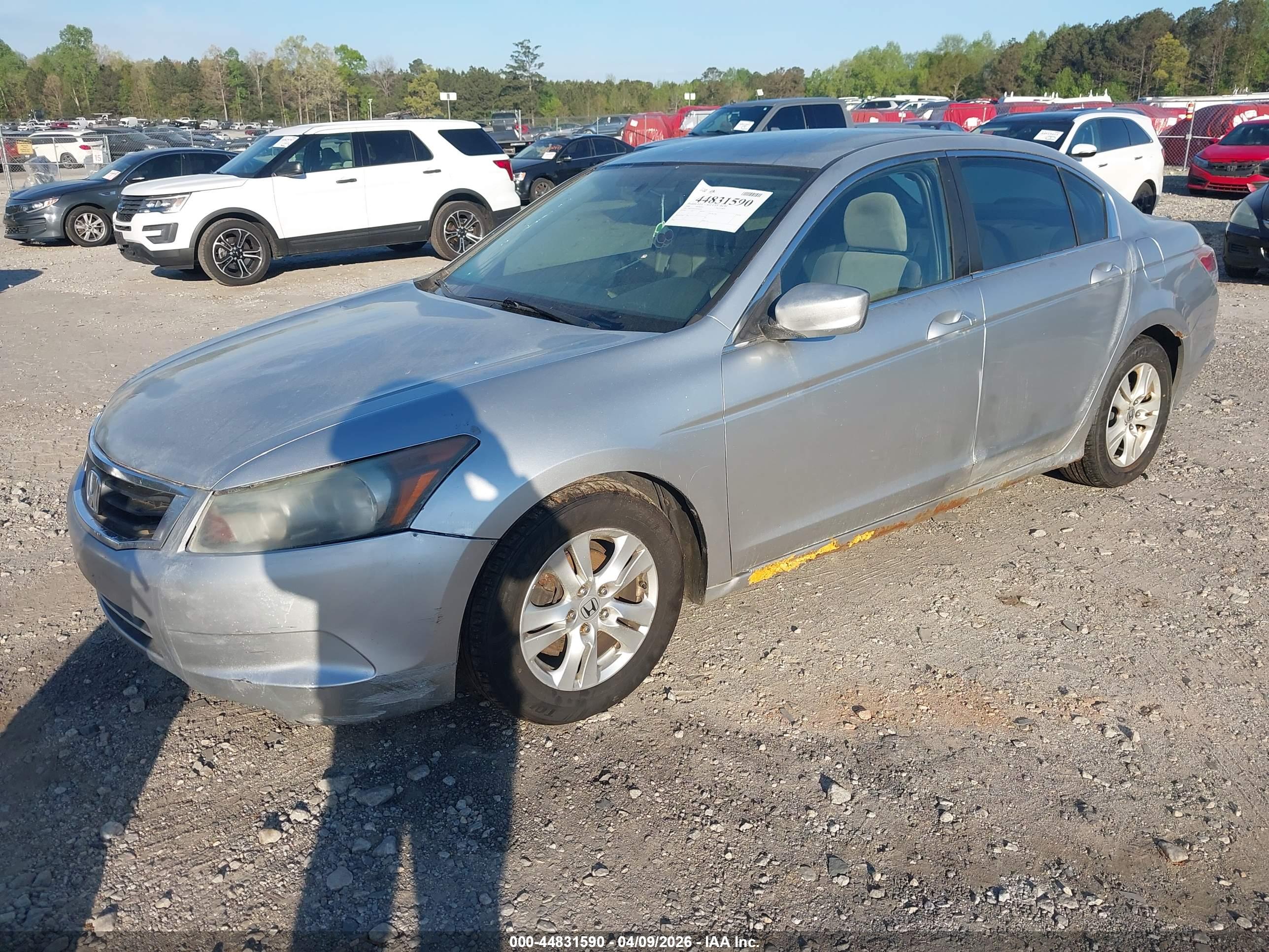 HONDA ACCORD image 2