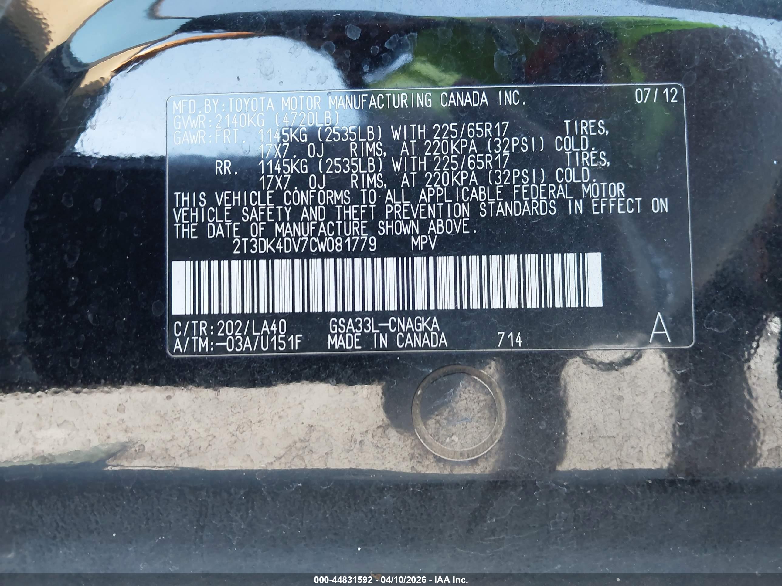 TOYOTA RAV4 image 9