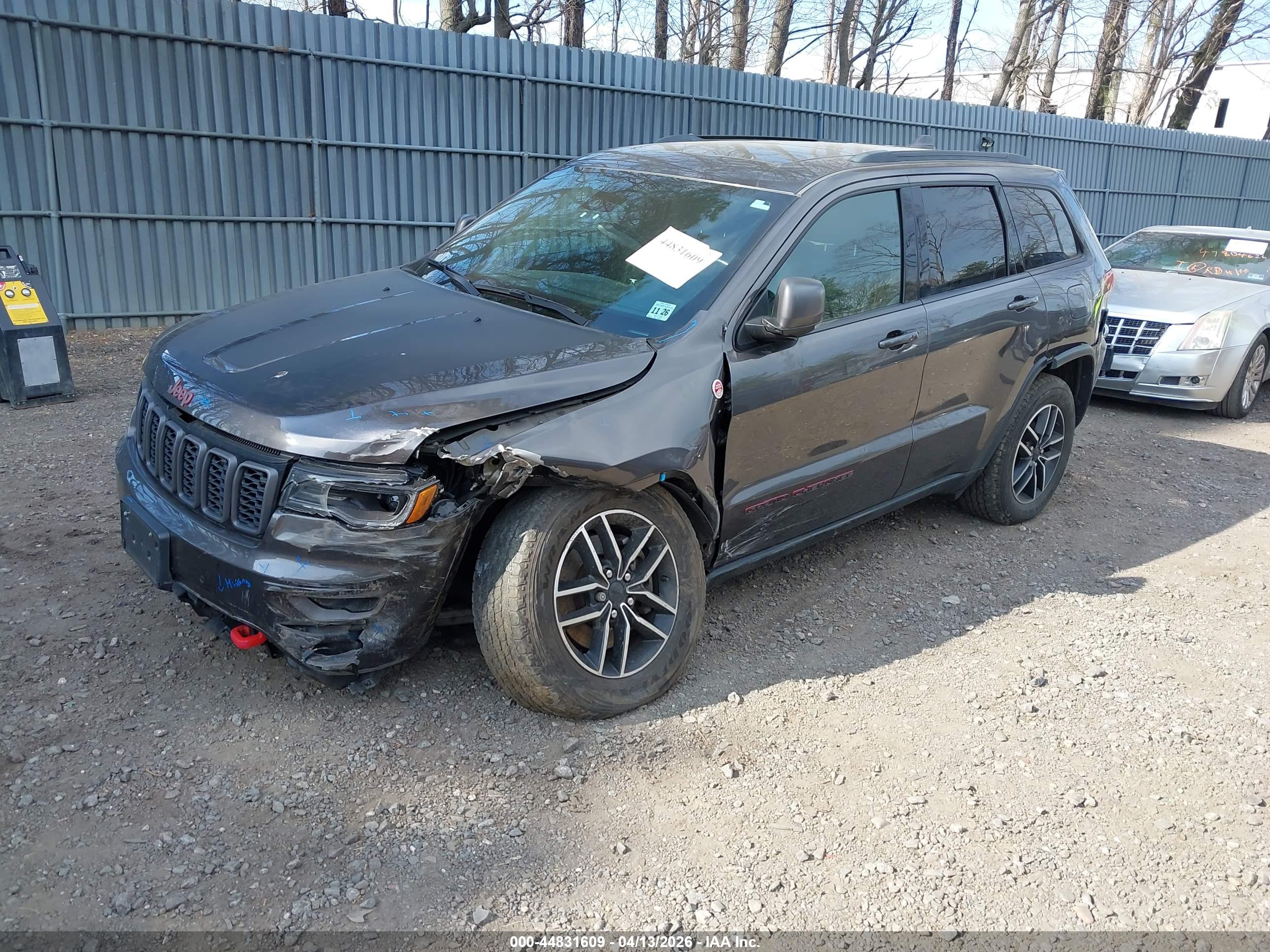 JEEP GRAND image 2