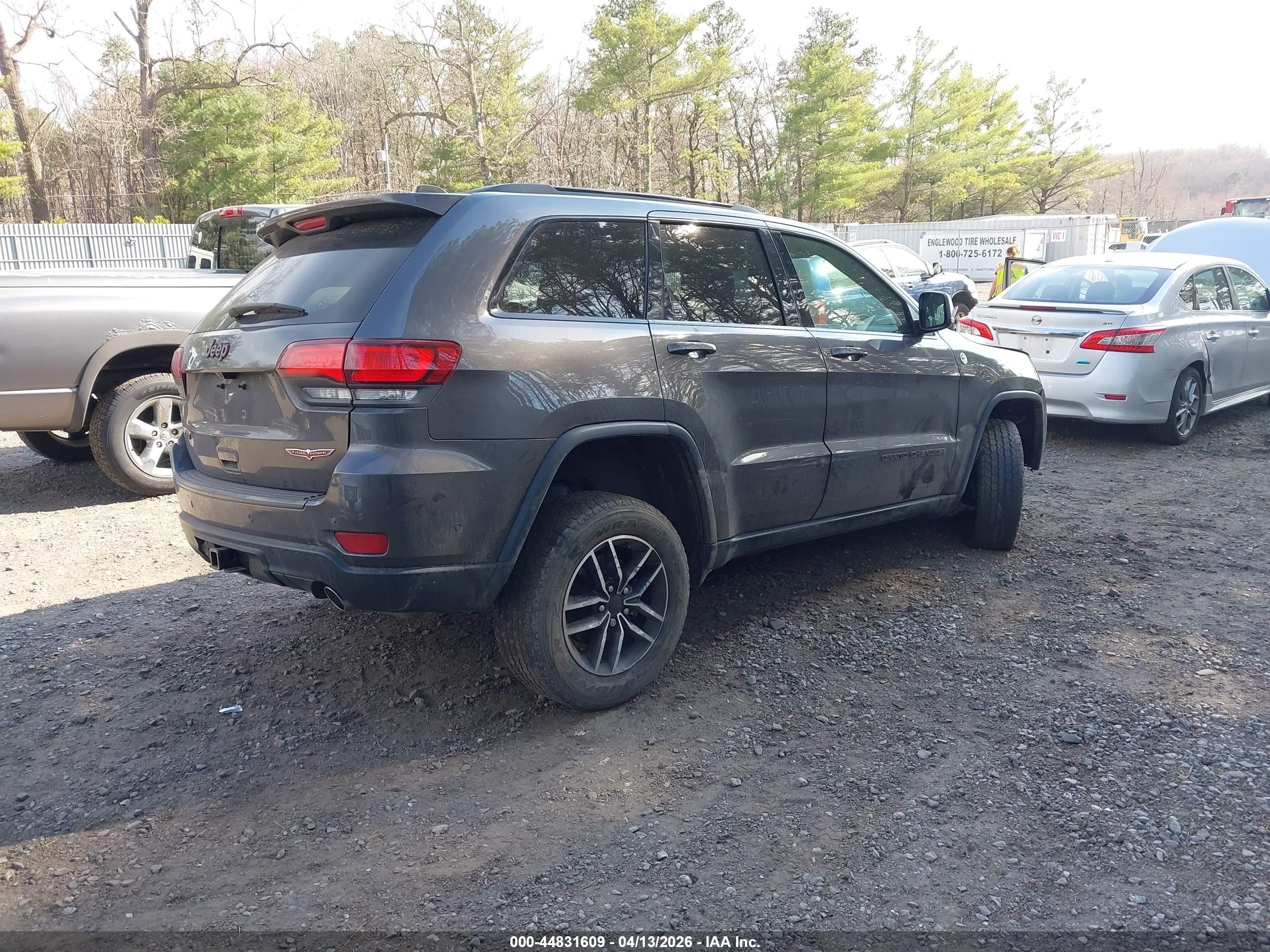 JEEP GRAND image 4