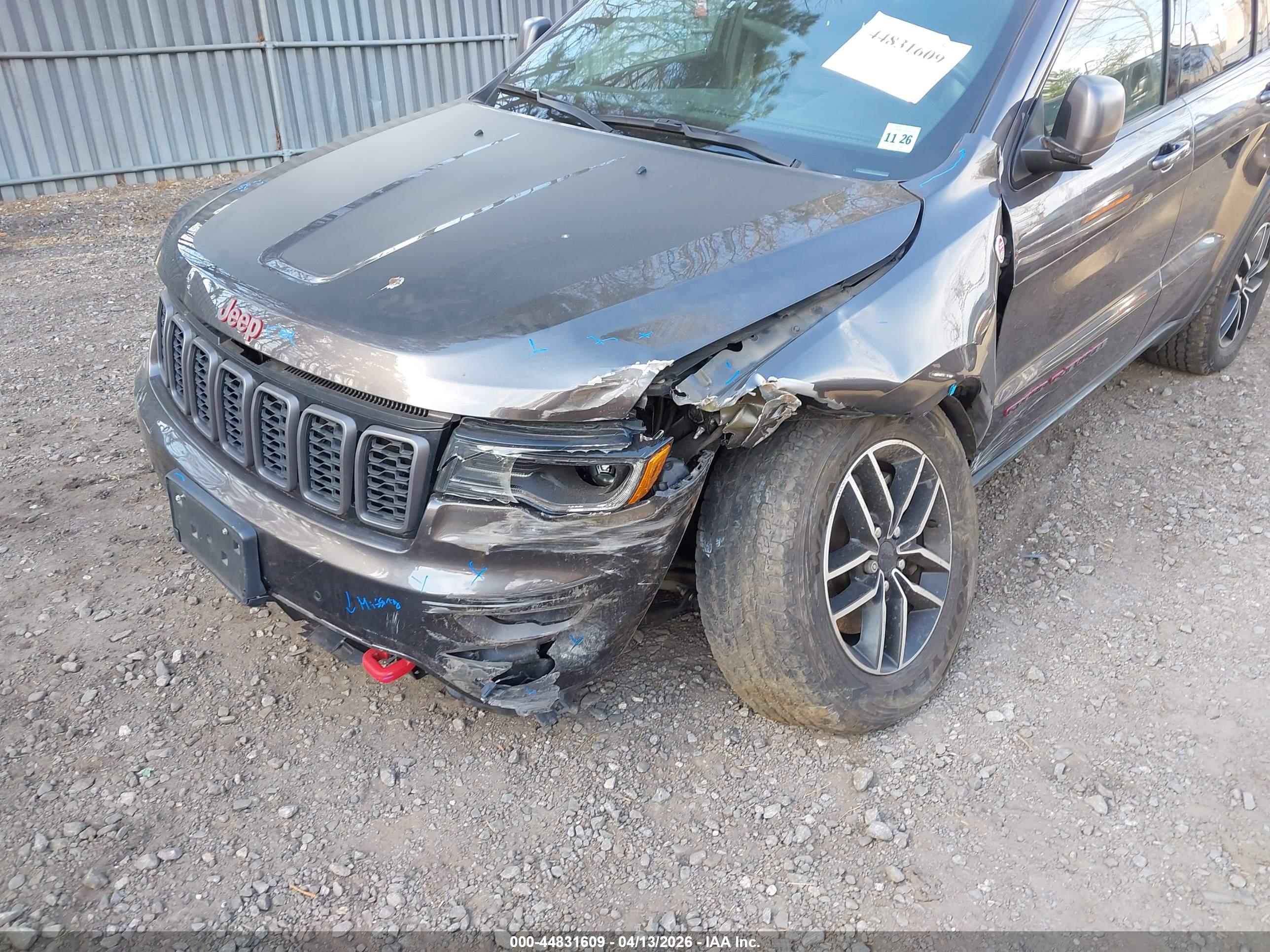 JEEP GRAND image 6