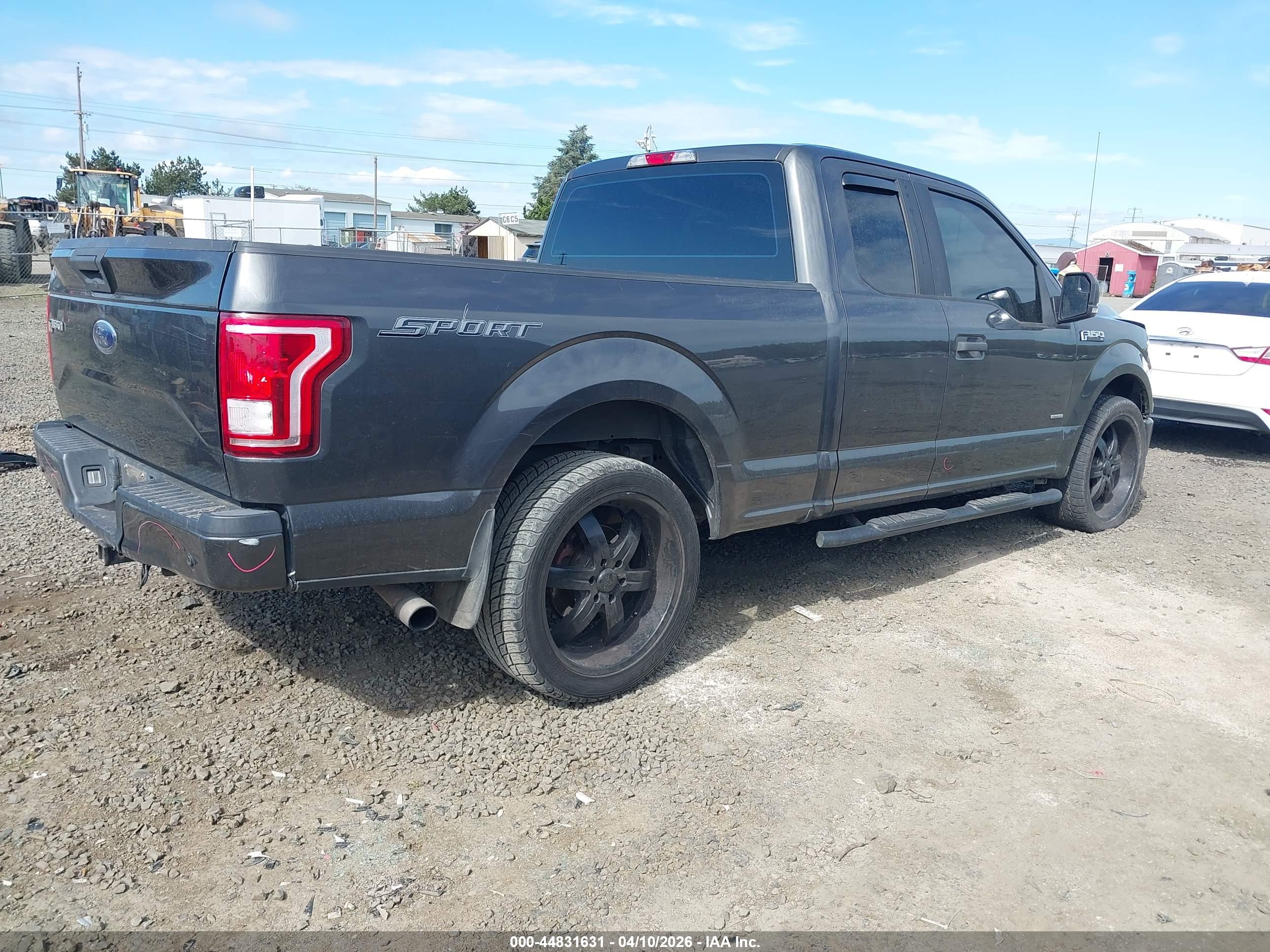 FORD F-150 image 4