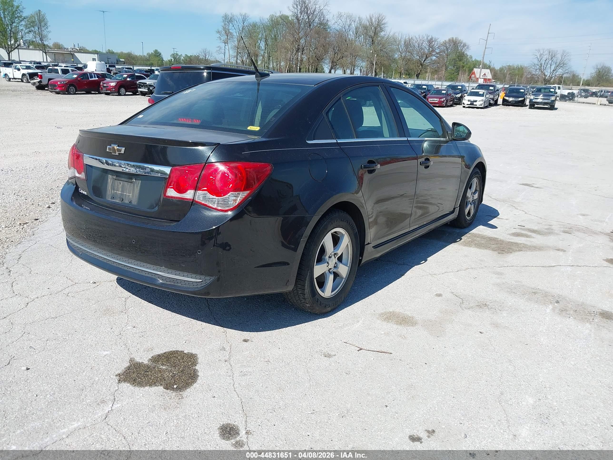 CHEVROLET CRUZE image 4