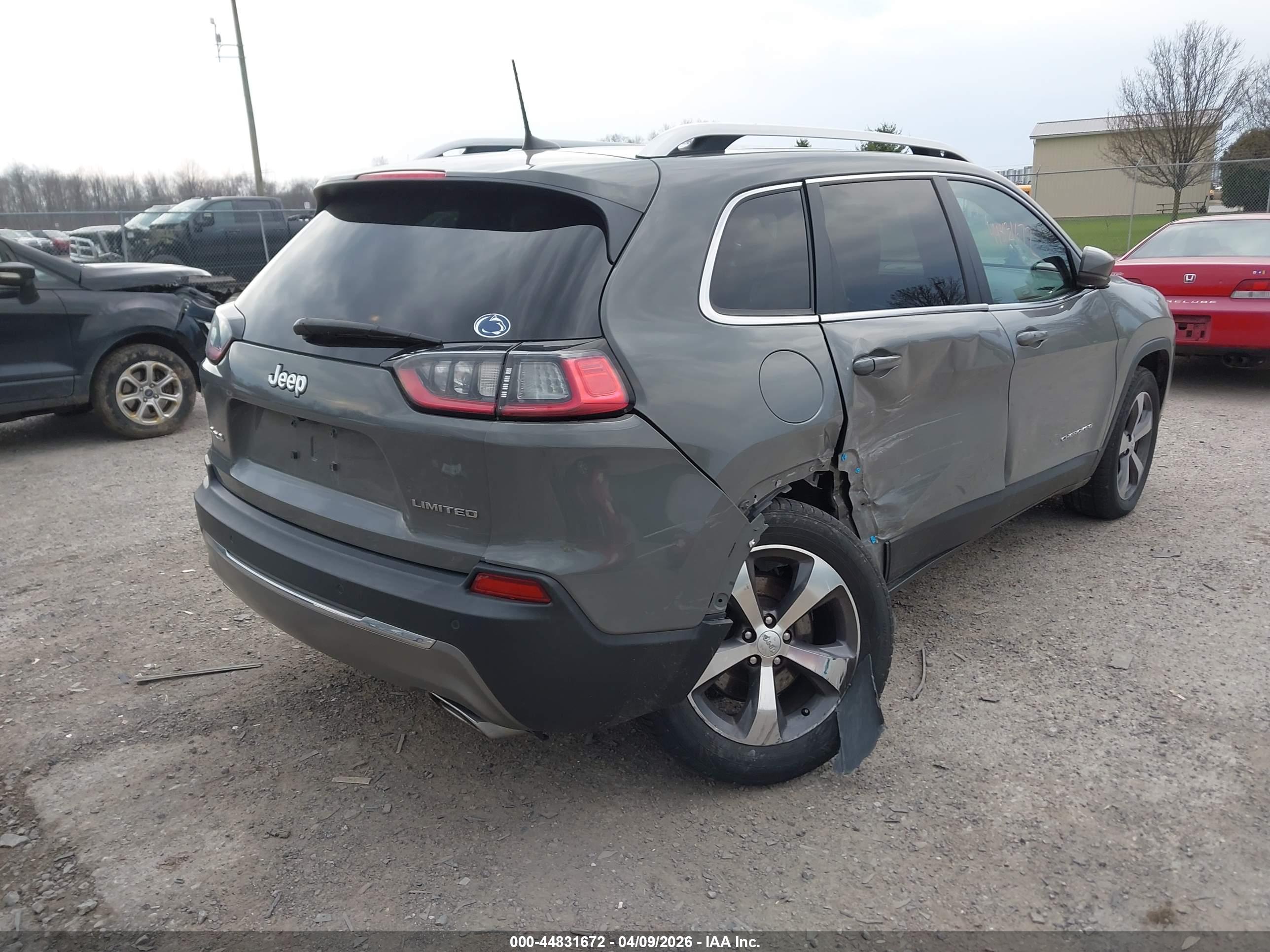 JEEP CHEROKEE image 4