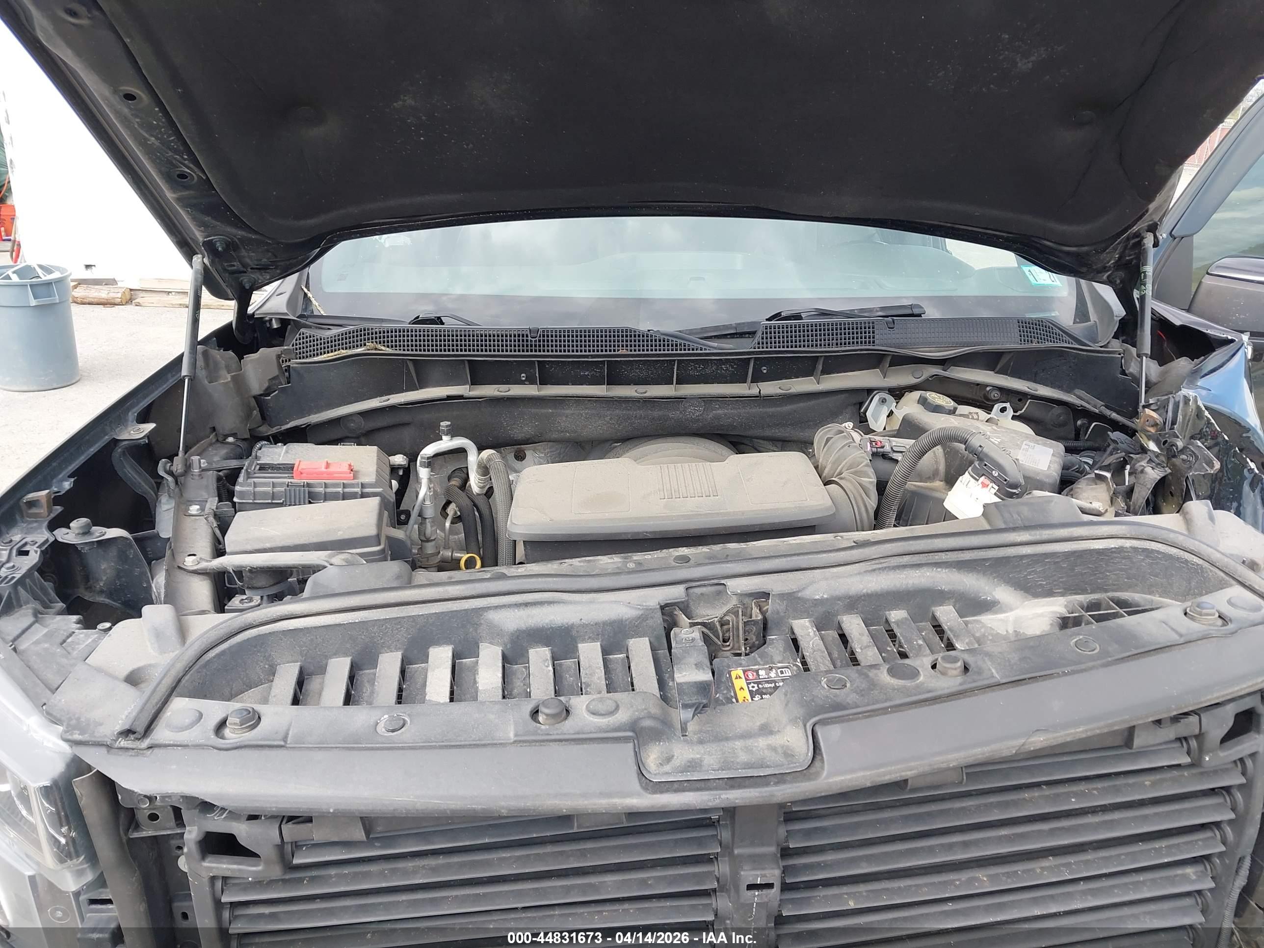 CHEVROLET SILVERADO image 10