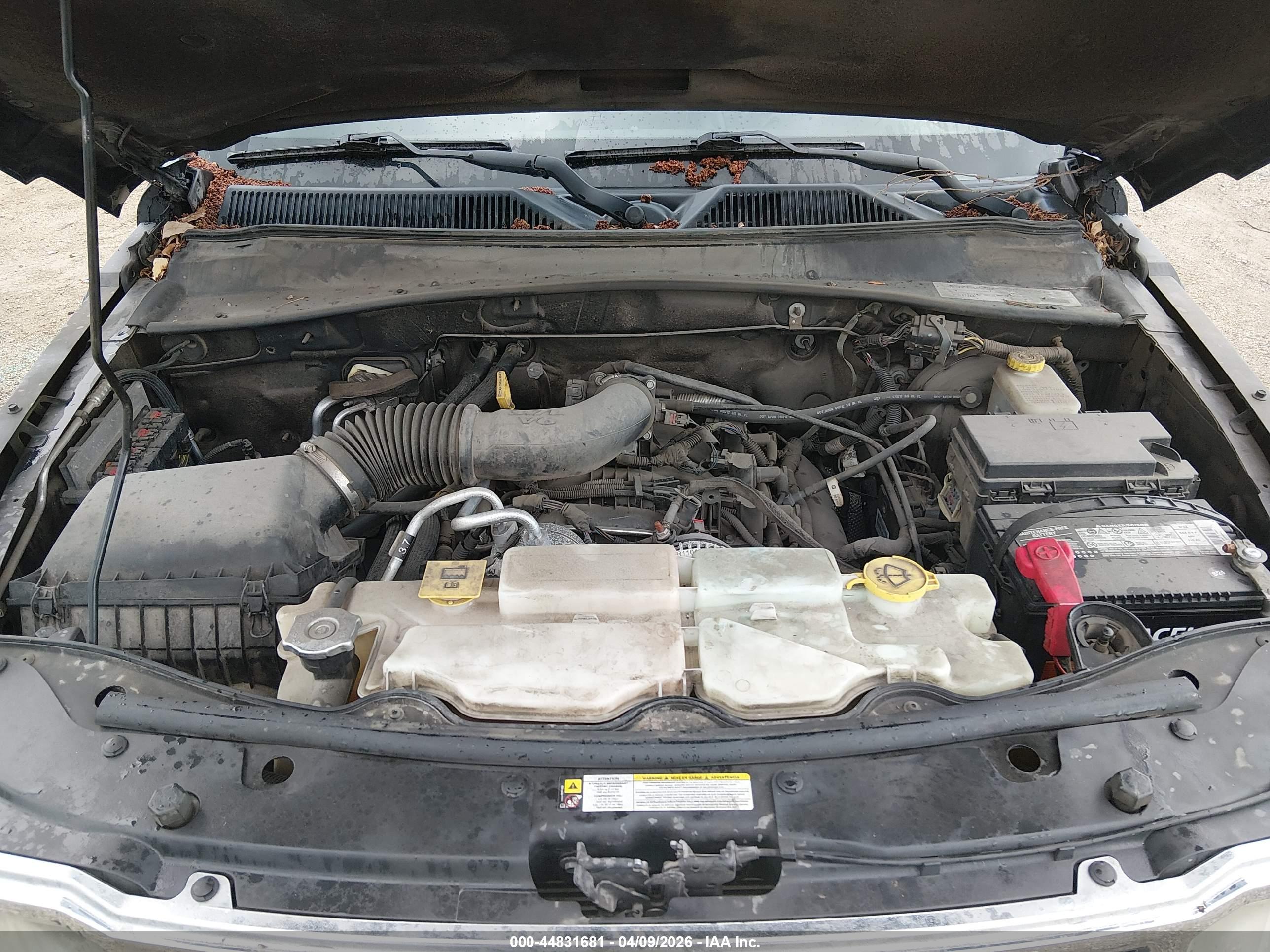 JEEP LIBERTY image 10