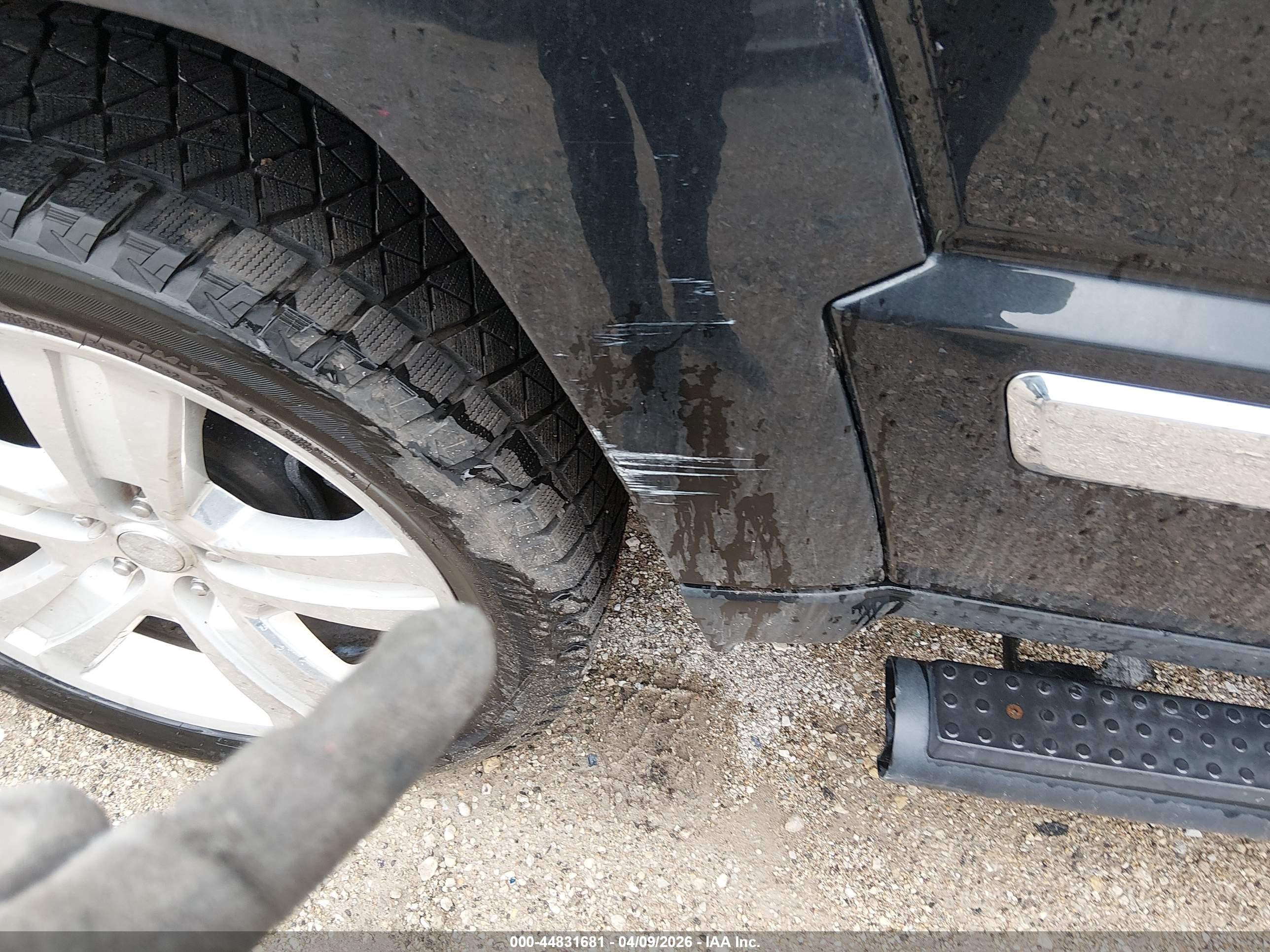 JEEP LIBERTY image 6