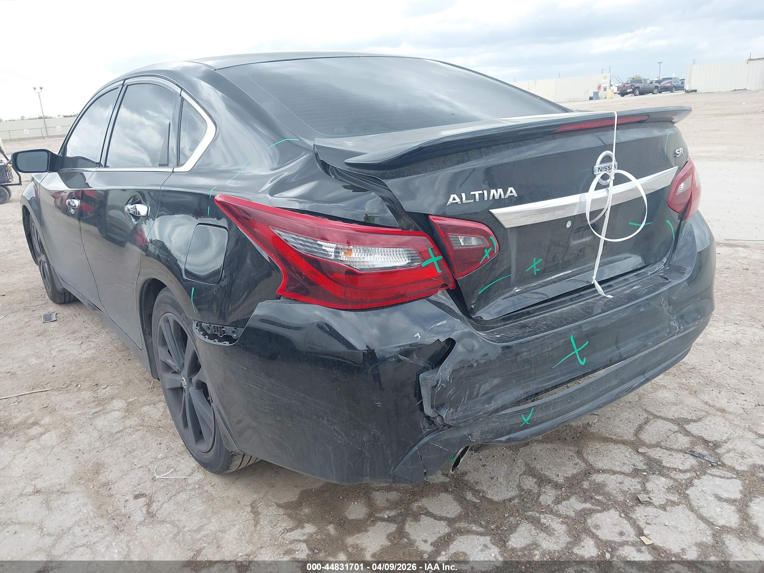 NISSAN ALTIMA image 6