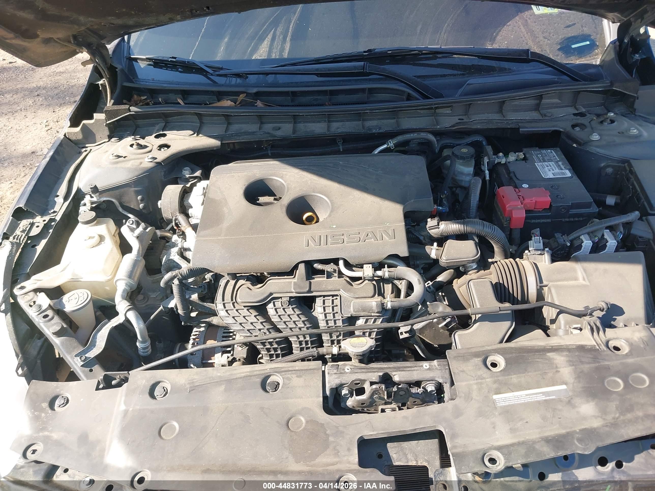 NISSAN ALTIMA image 10