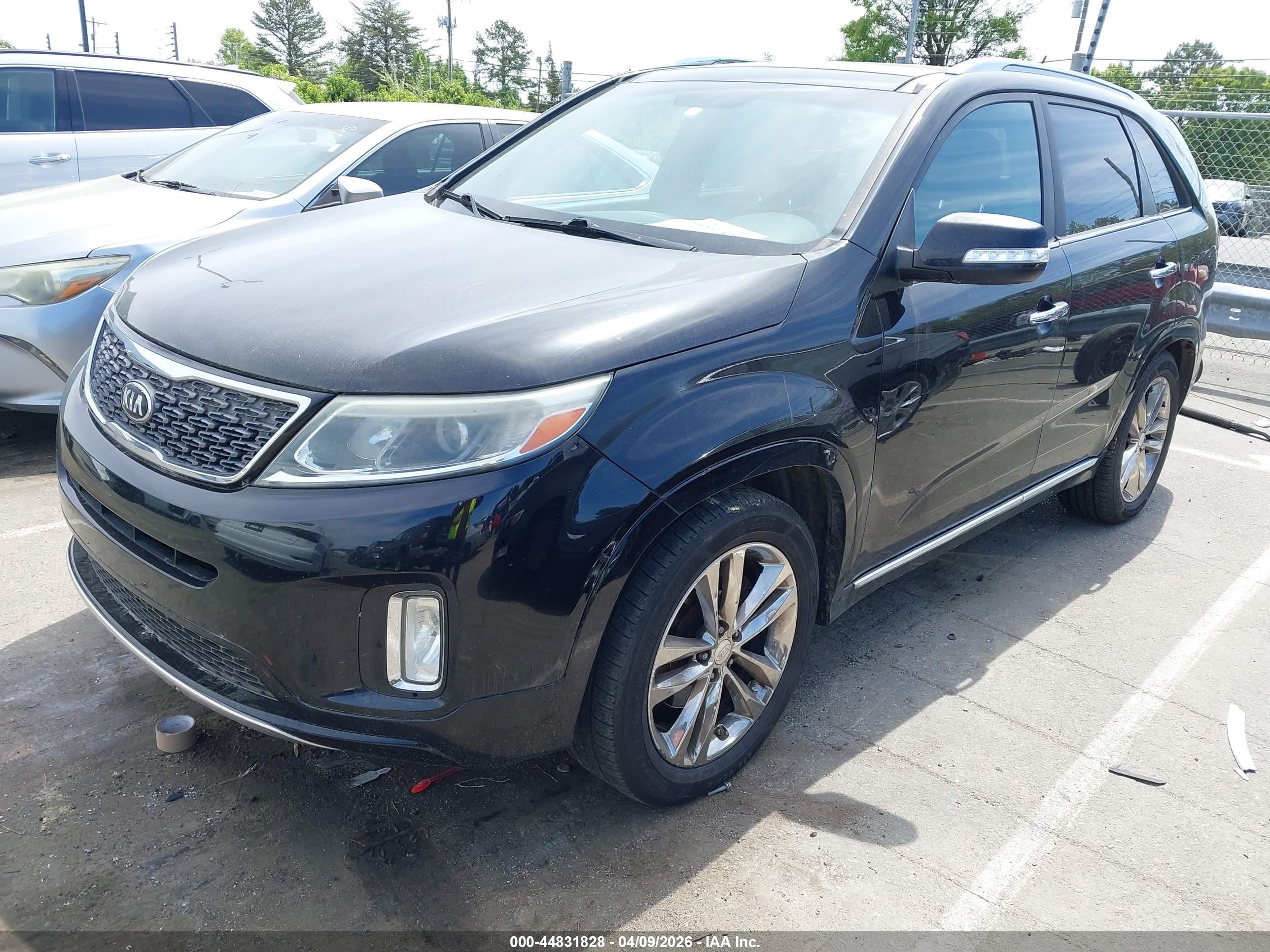 KIA SORENTO image 2