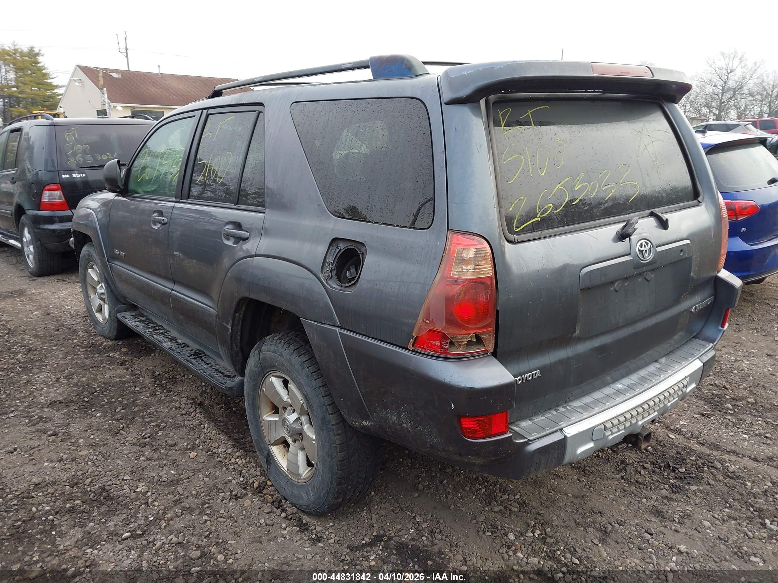 TOYOTA 4RUNNER image 3