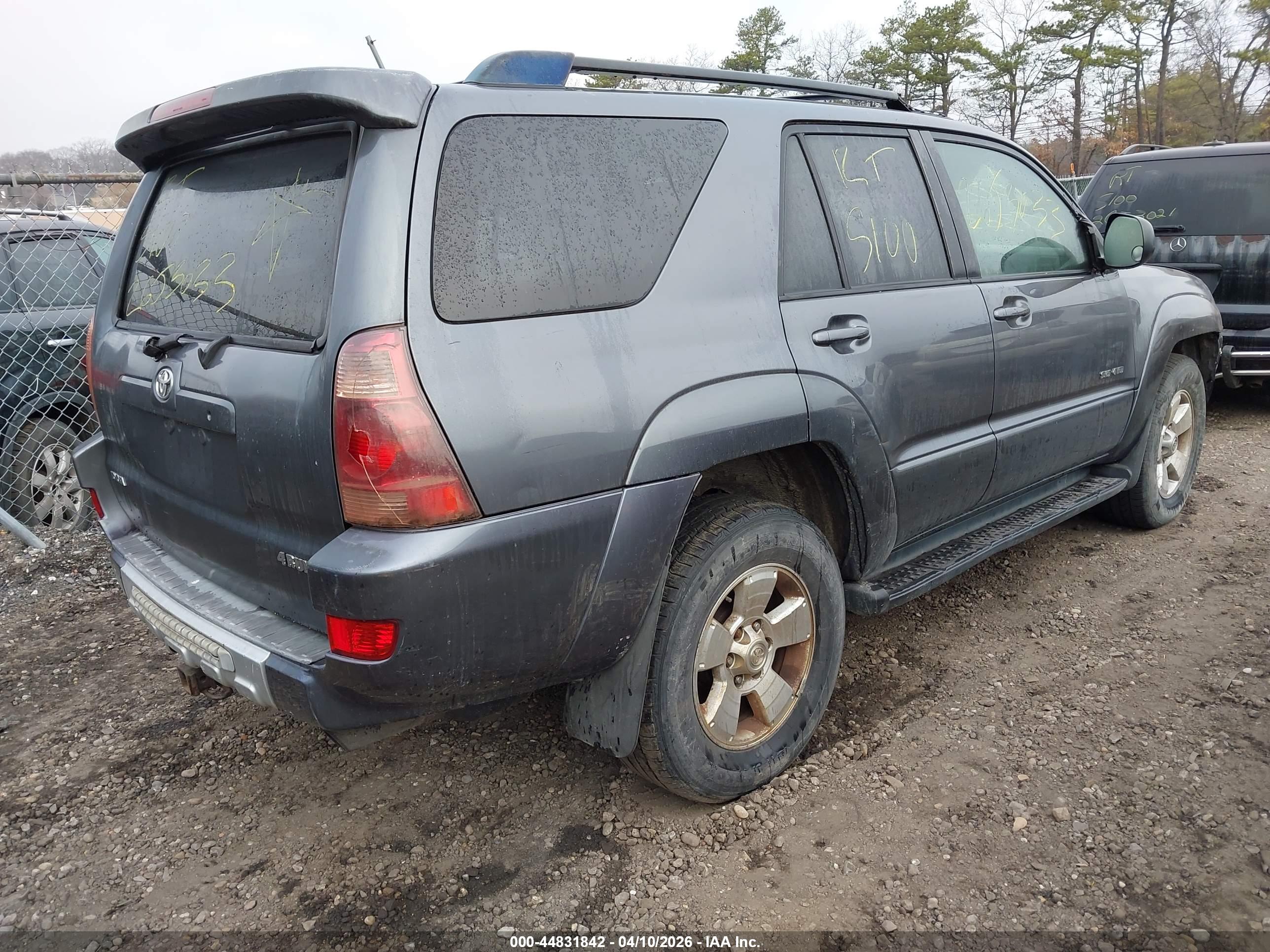 TOYOTA 4RUNNER image 4