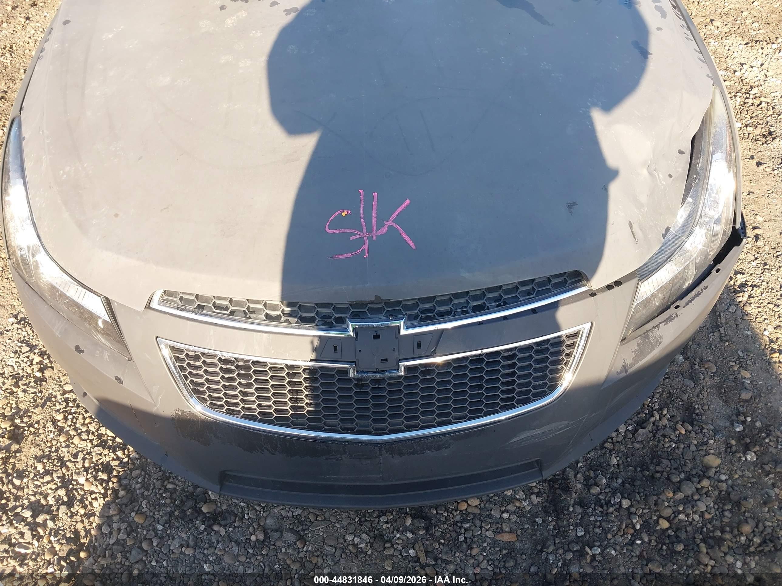 CHEVROLET CRUZE image 6