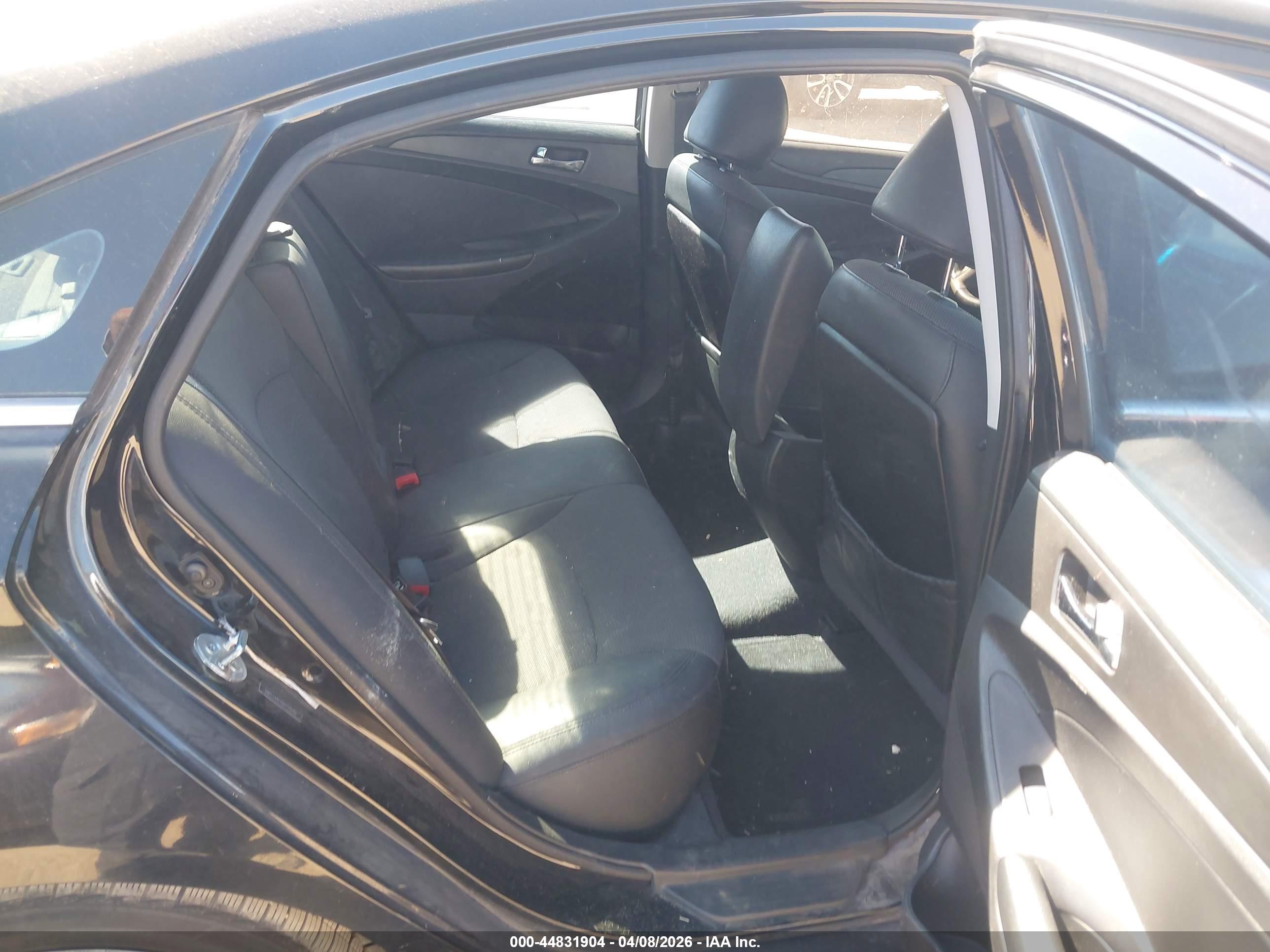 HYUNDAI SONATA image 8