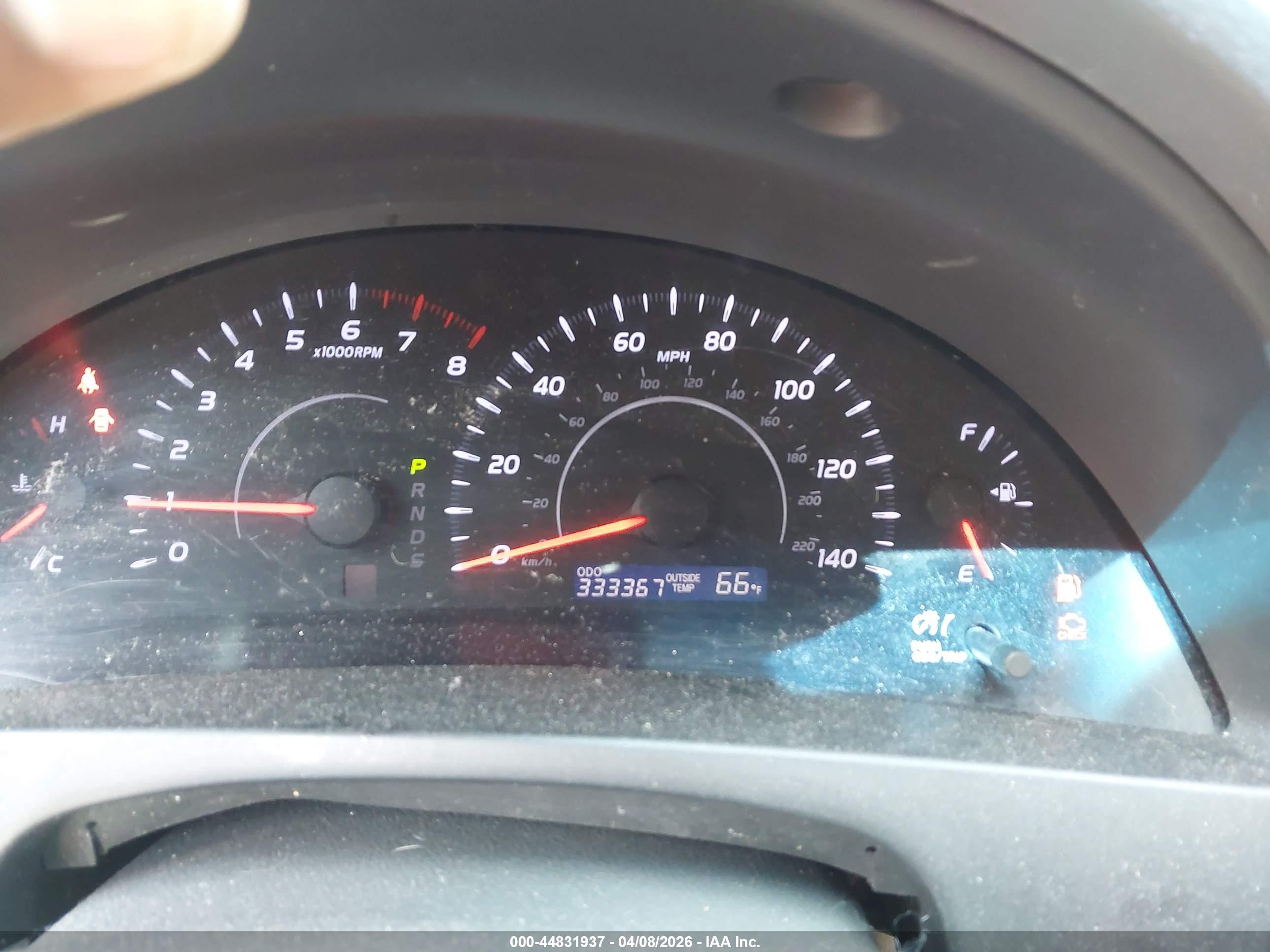TOYOTA CAMRY image 7