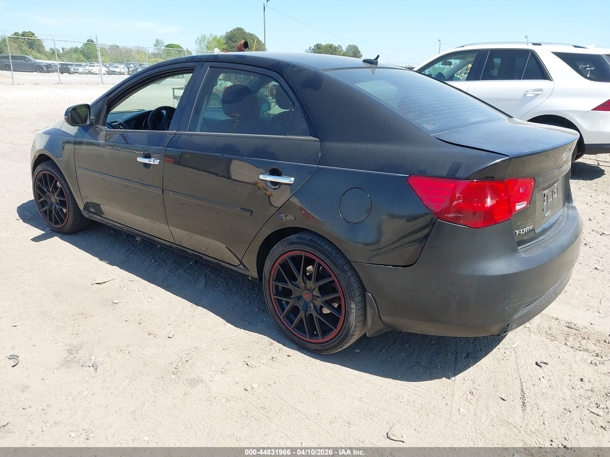 KIA FORTE image 3