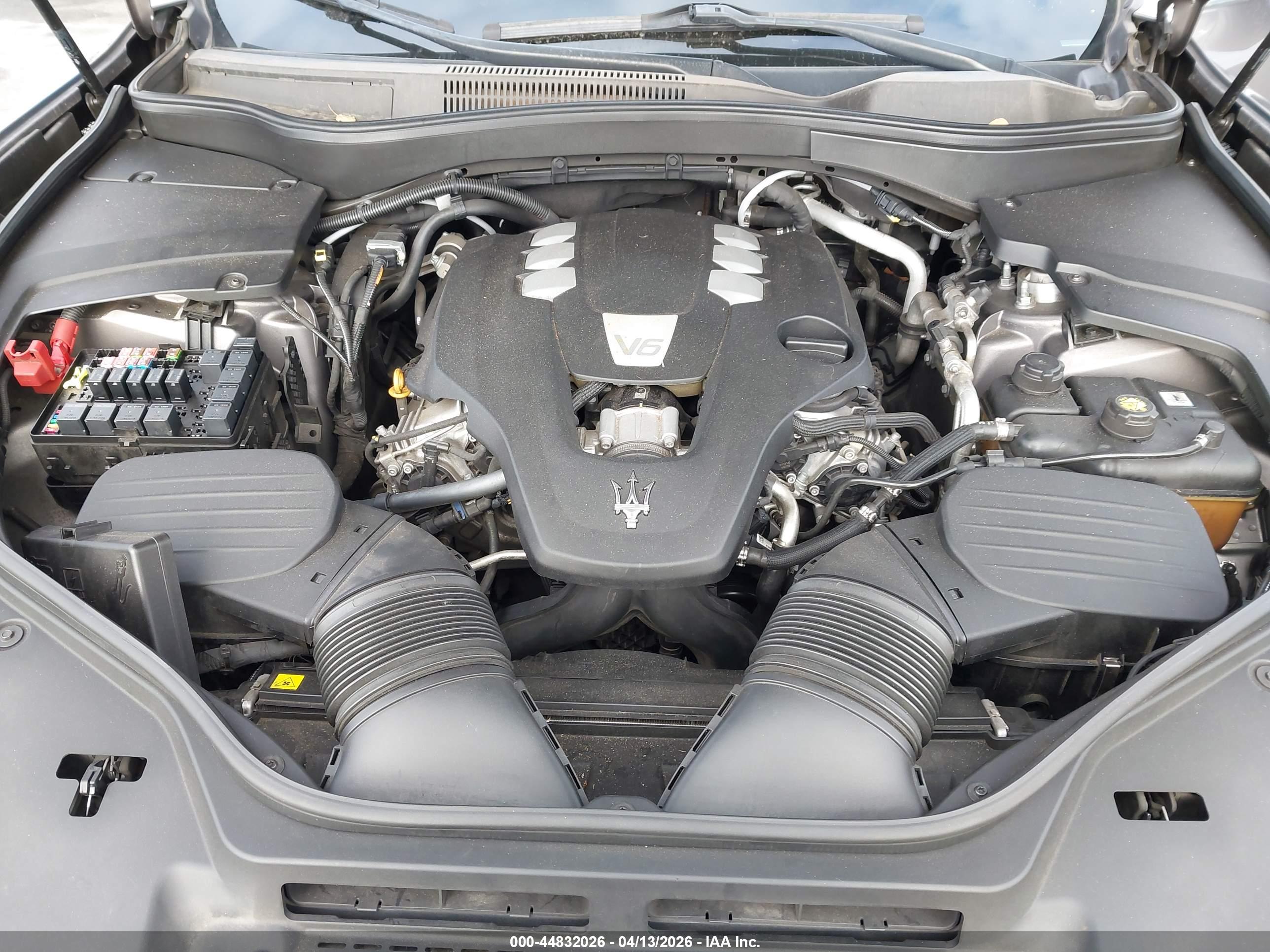 MASERATI LEVANTE image 10