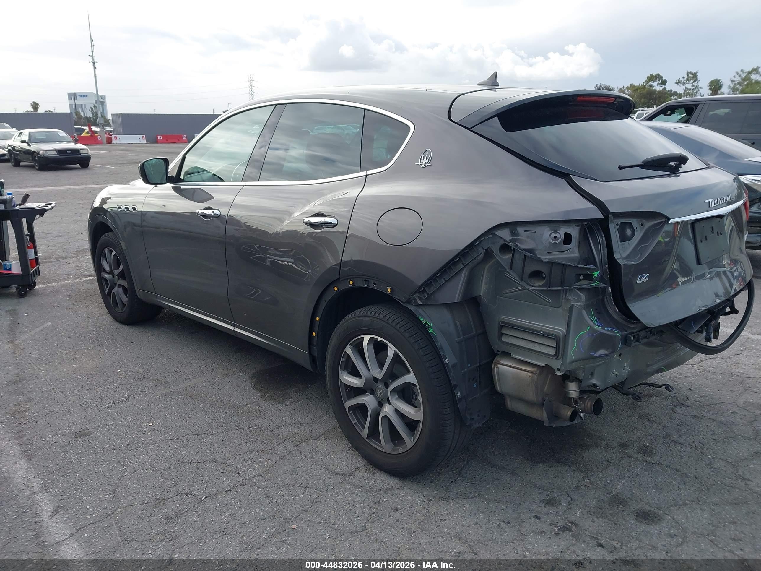 MASERATI LEVANTE image 3