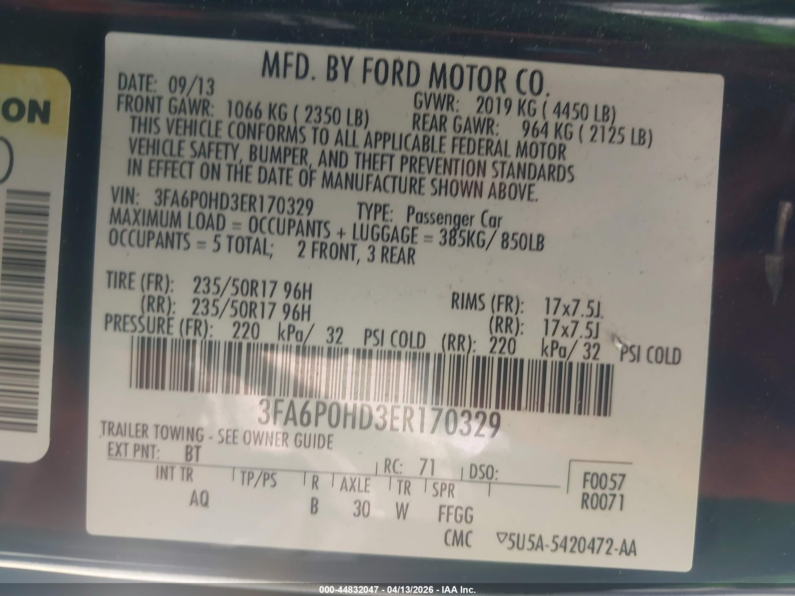 FORD FUSION image 9