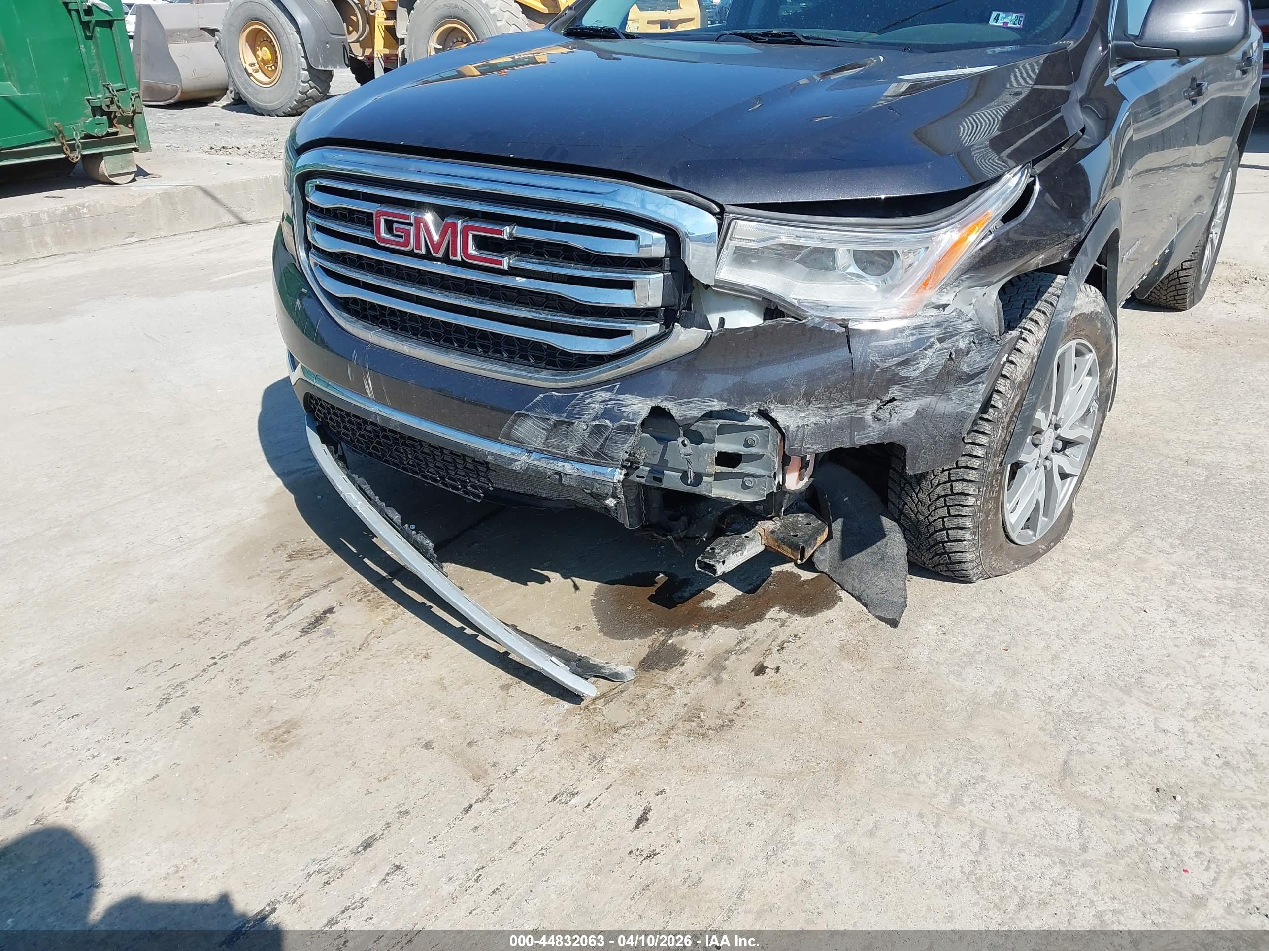 GMC ACADIA image 6