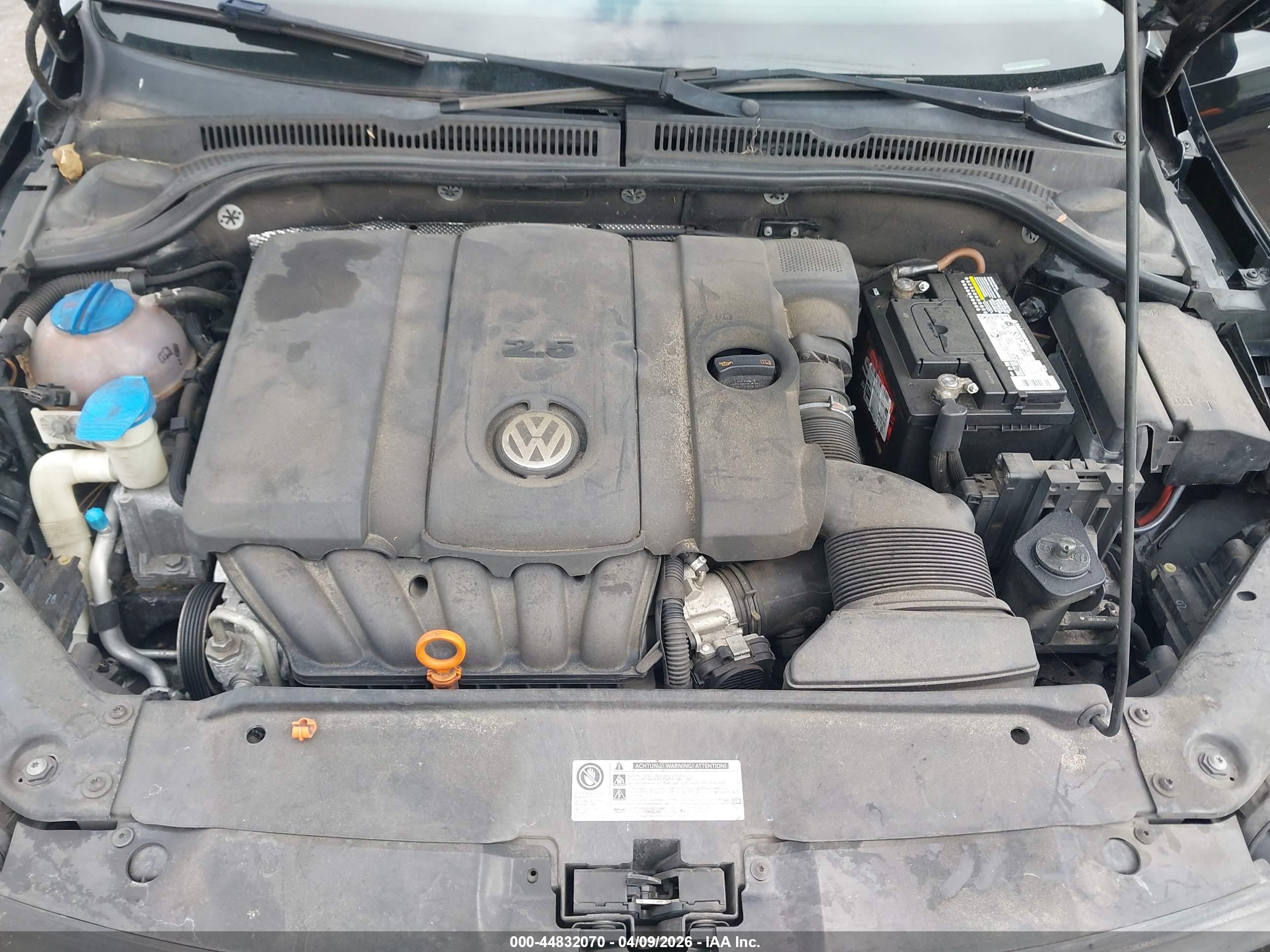 VOLKSWAGEN JETTA image 10