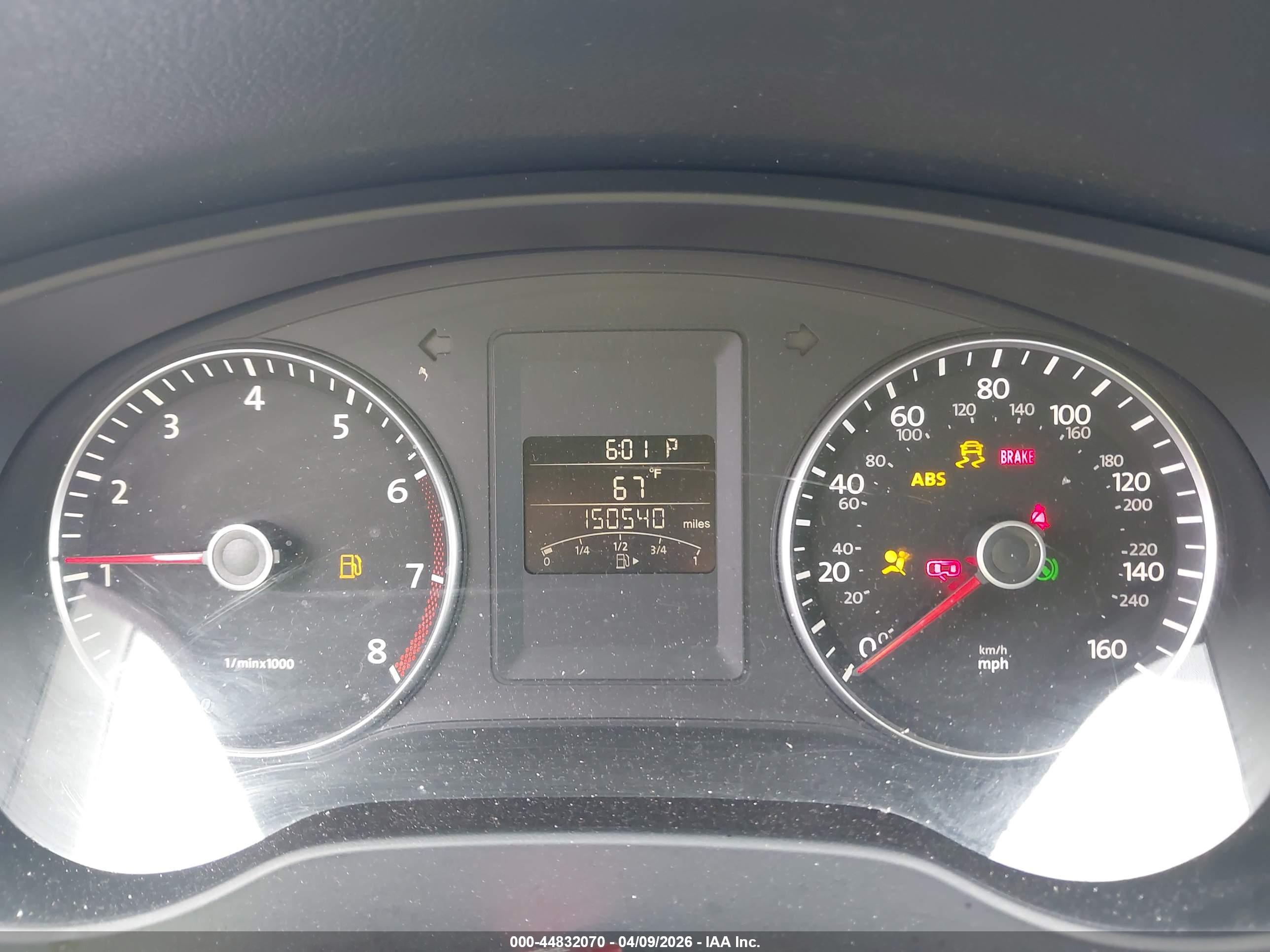 VOLKSWAGEN JETTA image 7